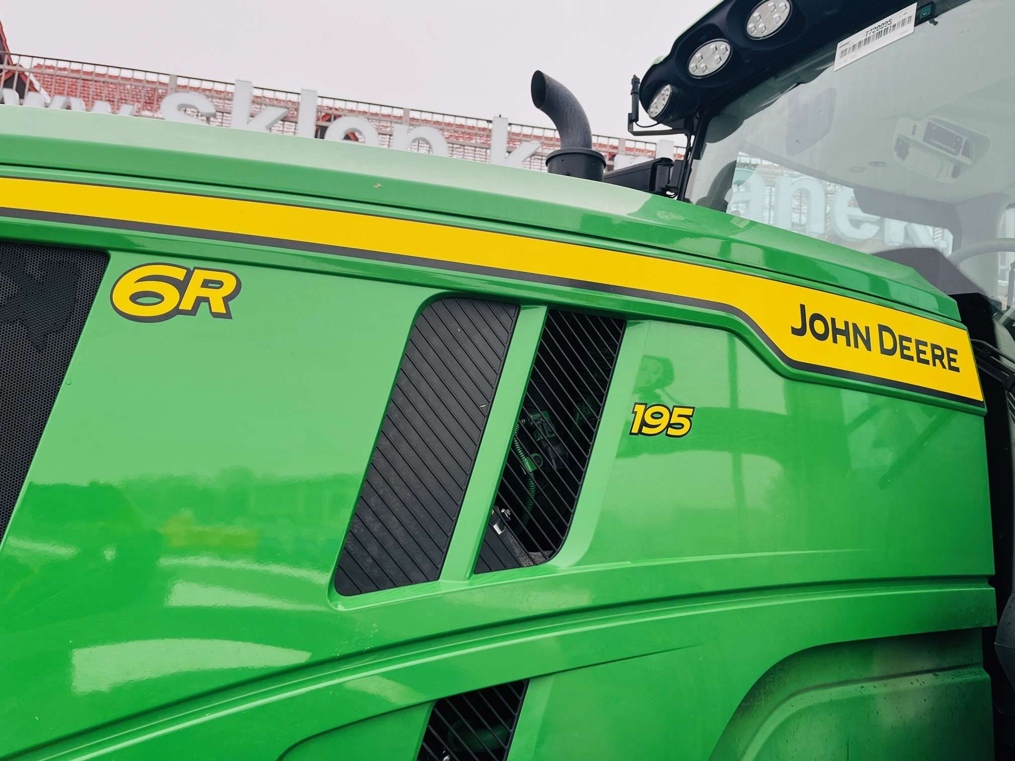Ciągnik rolniczy John Deere 6R 195KM