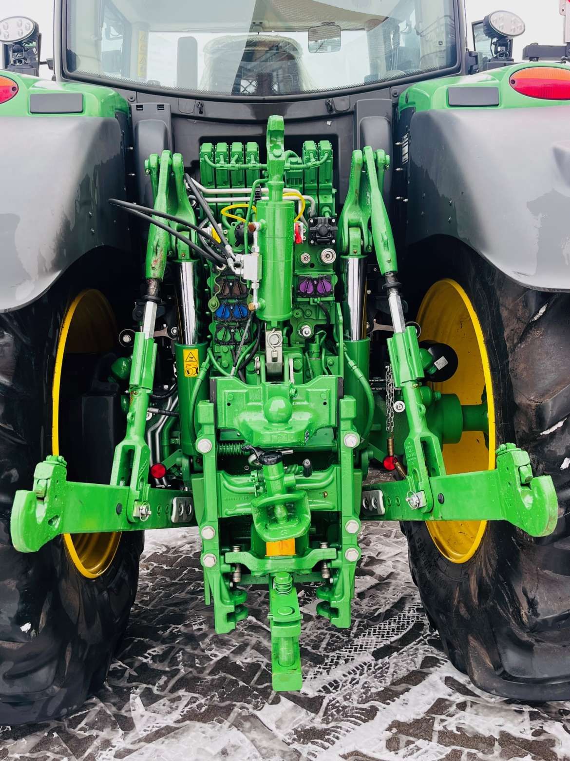 Ciągnik rolniczy John Deere 6R 195KM