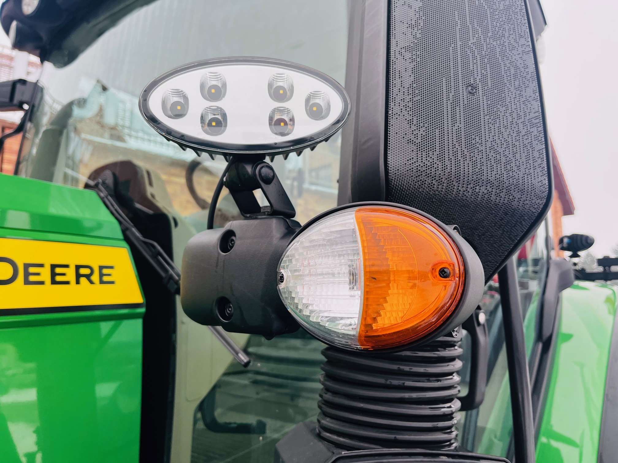 Ciągnik rolniczy John Deere 6R 250 KM