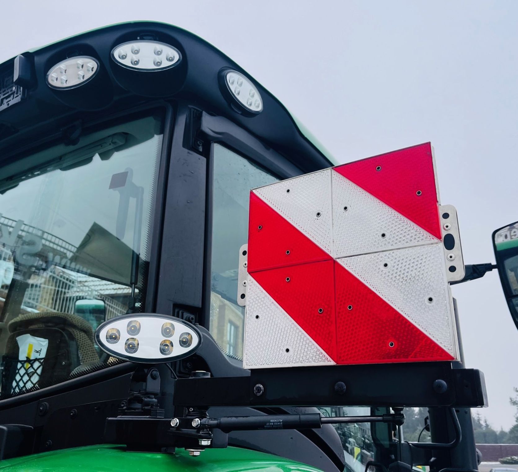 Ciągnik rolniczy John Deere 6R 250 KM