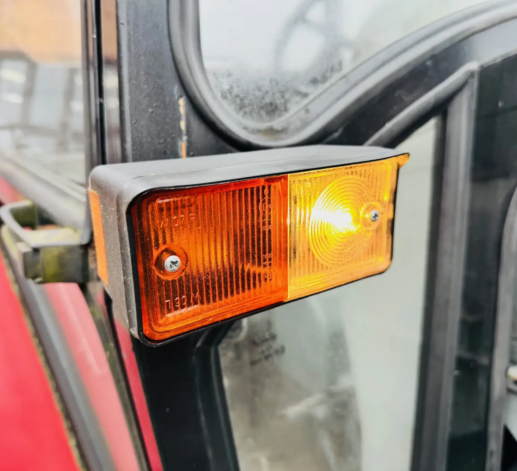 Ciagnik-traktor-escort-335-nastepca-ursus-c-330-plac-firma-korbanek