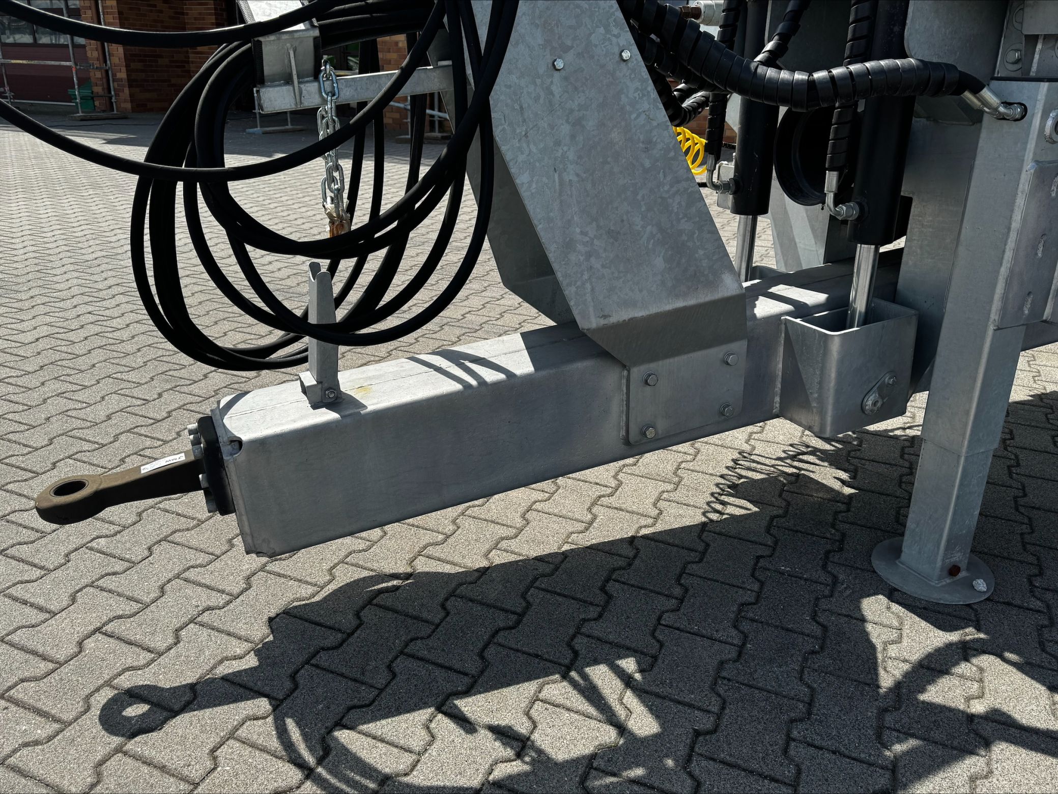 Rozrzutnik obornika Cynkomet ZEUS N-114 Ładowność 14 ton Plac Kobranek