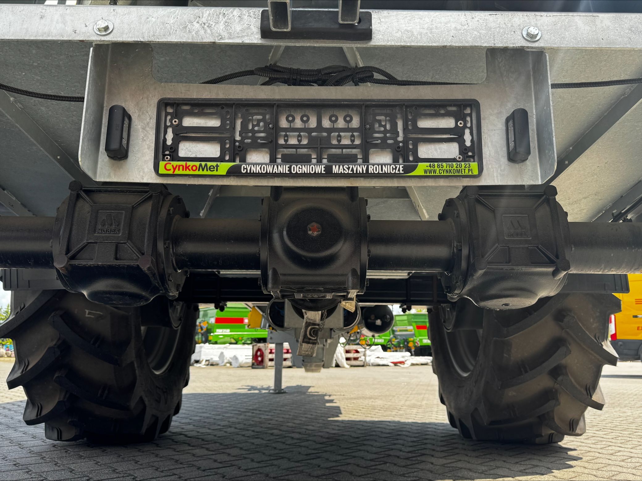 Rozrzutnik obornika Cynkomet ZEUS N-114 Ładowność 14 ton Plac Kobranek