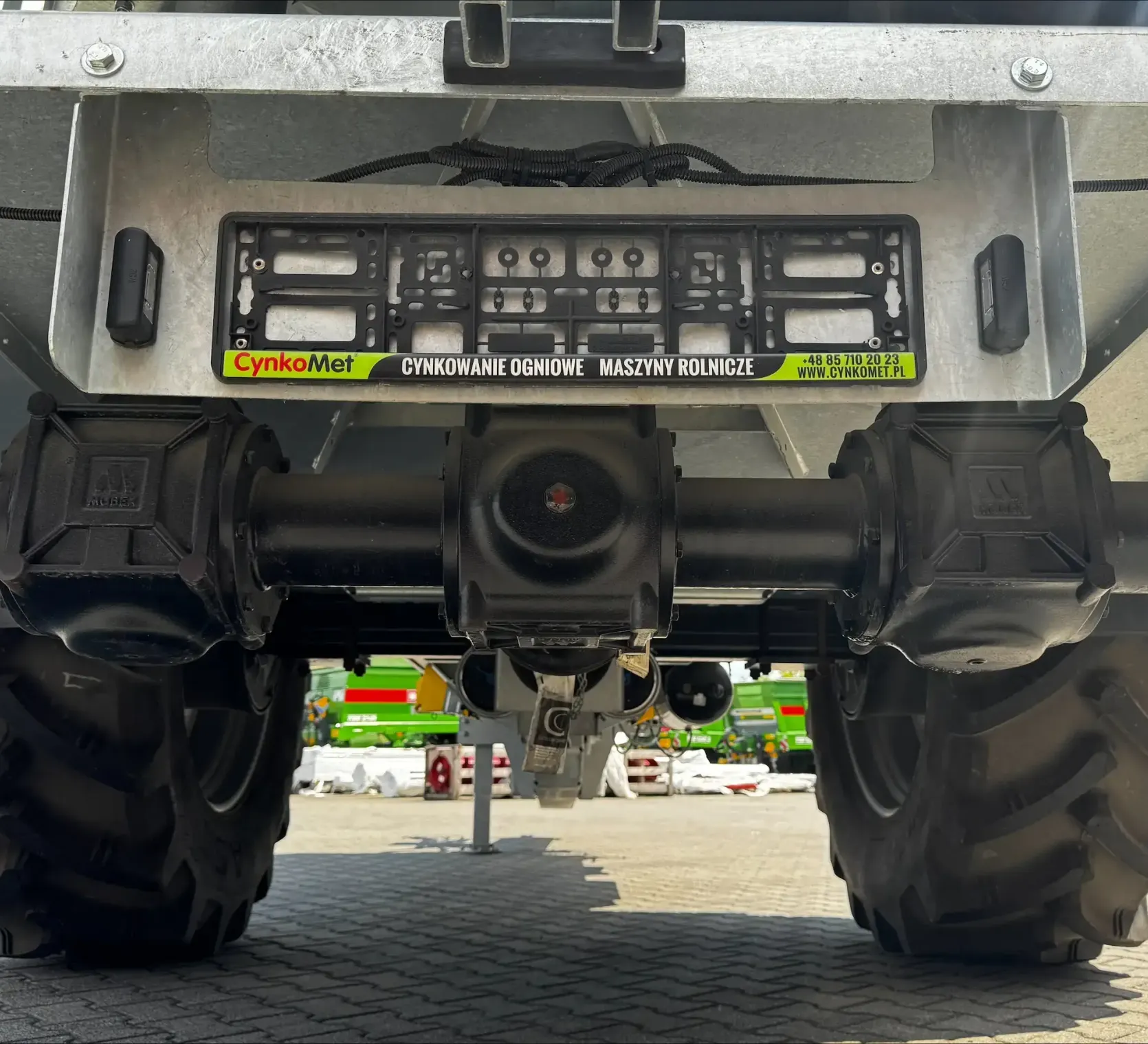Rozrzutnik obornika Cynkomet ZEUS N-114 Ładowność 14 ton Plac Kobranek
