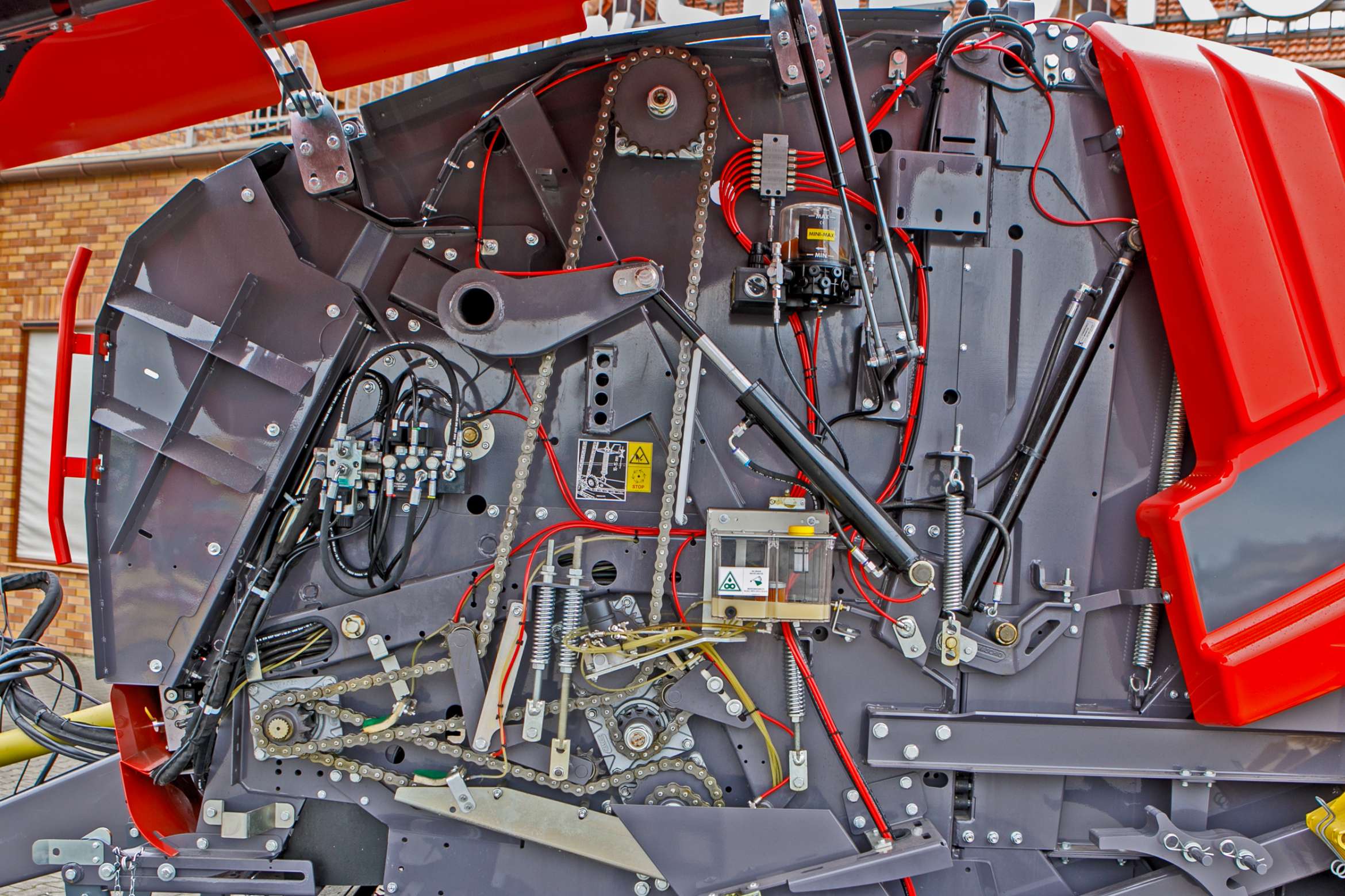 Maschio 266 HTC napędy z prawej strony