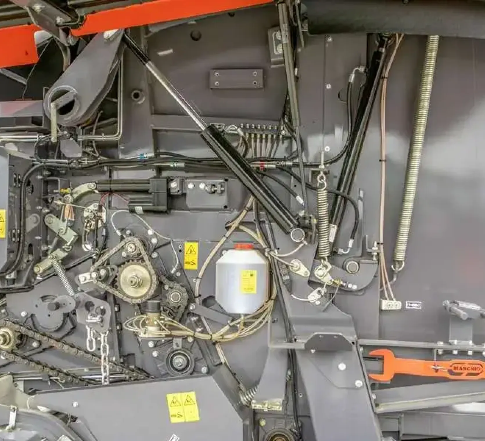 Maschio Extreme 365 napędy z lewej strony