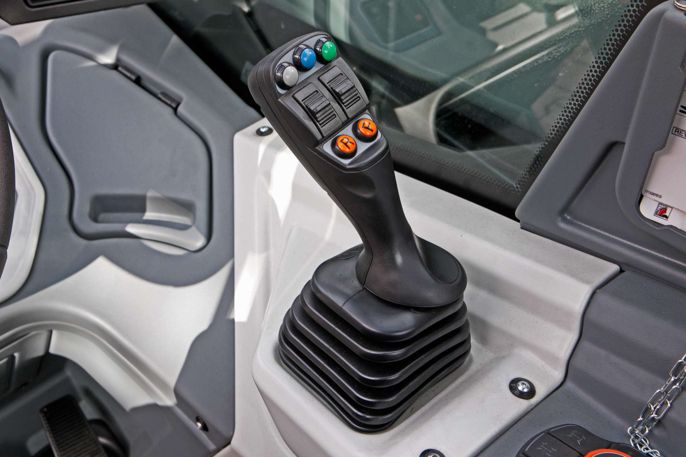Ładowarka teleskopowa Faresin 7.32 Compact Bosch Deutz kabina joystick sterowanie
