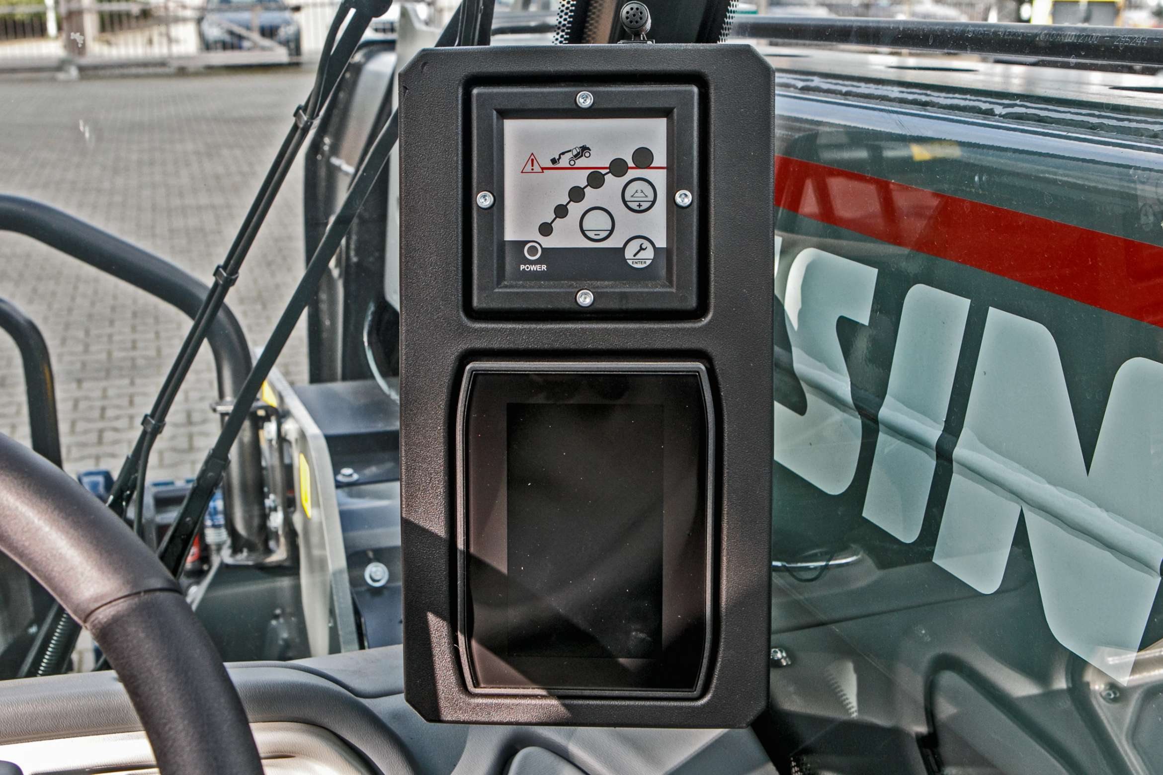 Ładowarka teleskopowa Faresin 7.32 Compact Bosch Deutz kabina wyświetlacz czujnik przeciążeniowy