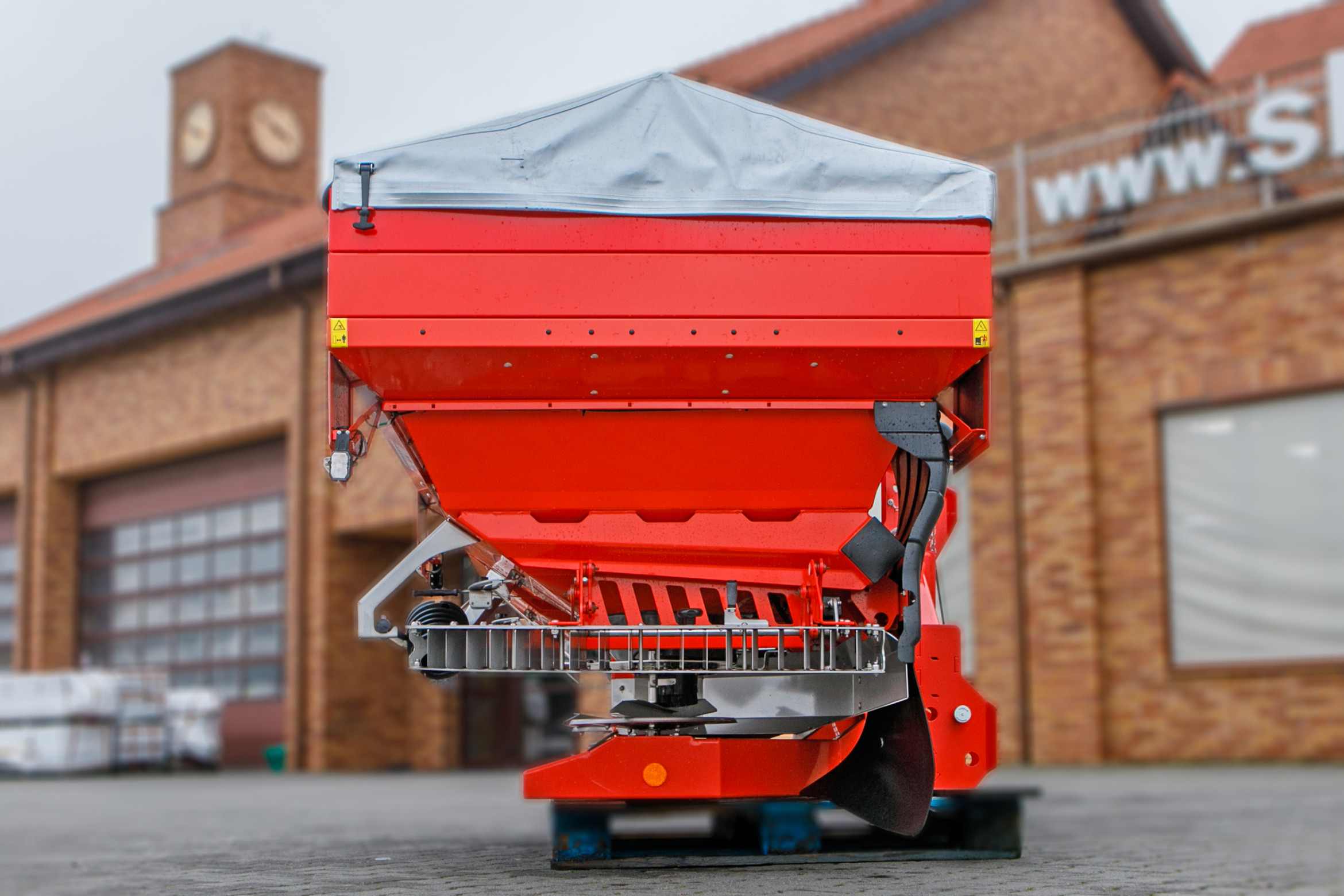 Precyzyjny rozsiewacz nawozu Maschio Gaspardo PRIMO EW 213 z wagą