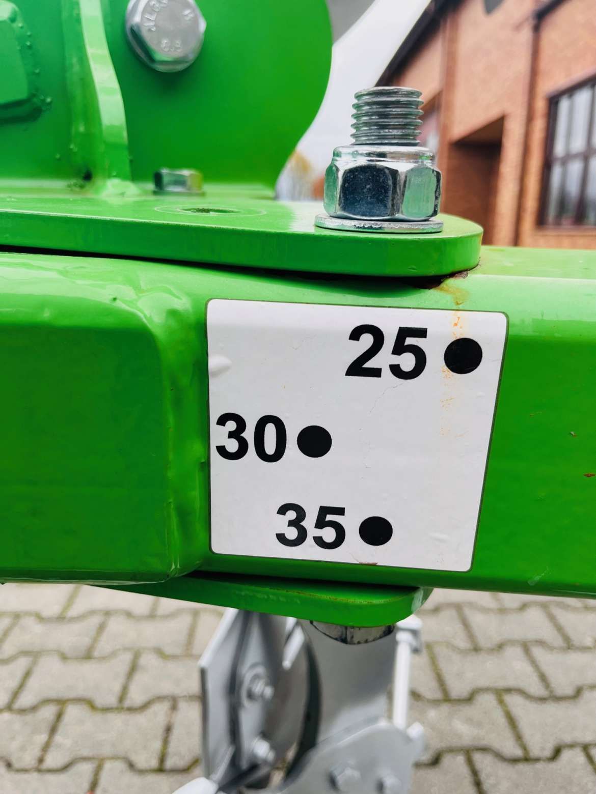 Pług obracalny BOMET możliwe szerokości