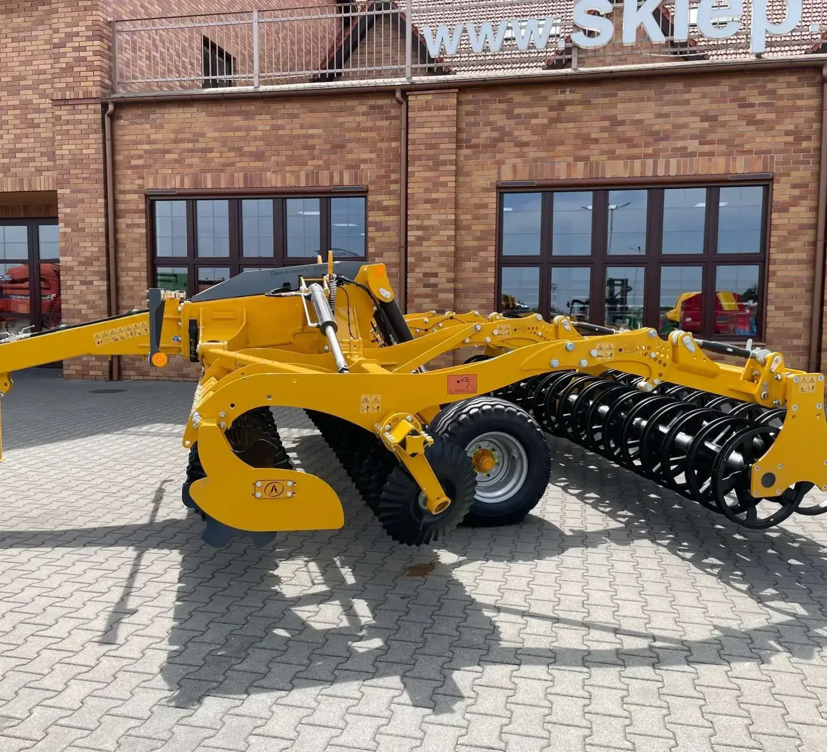 Talerzówka składana hydraulicznie