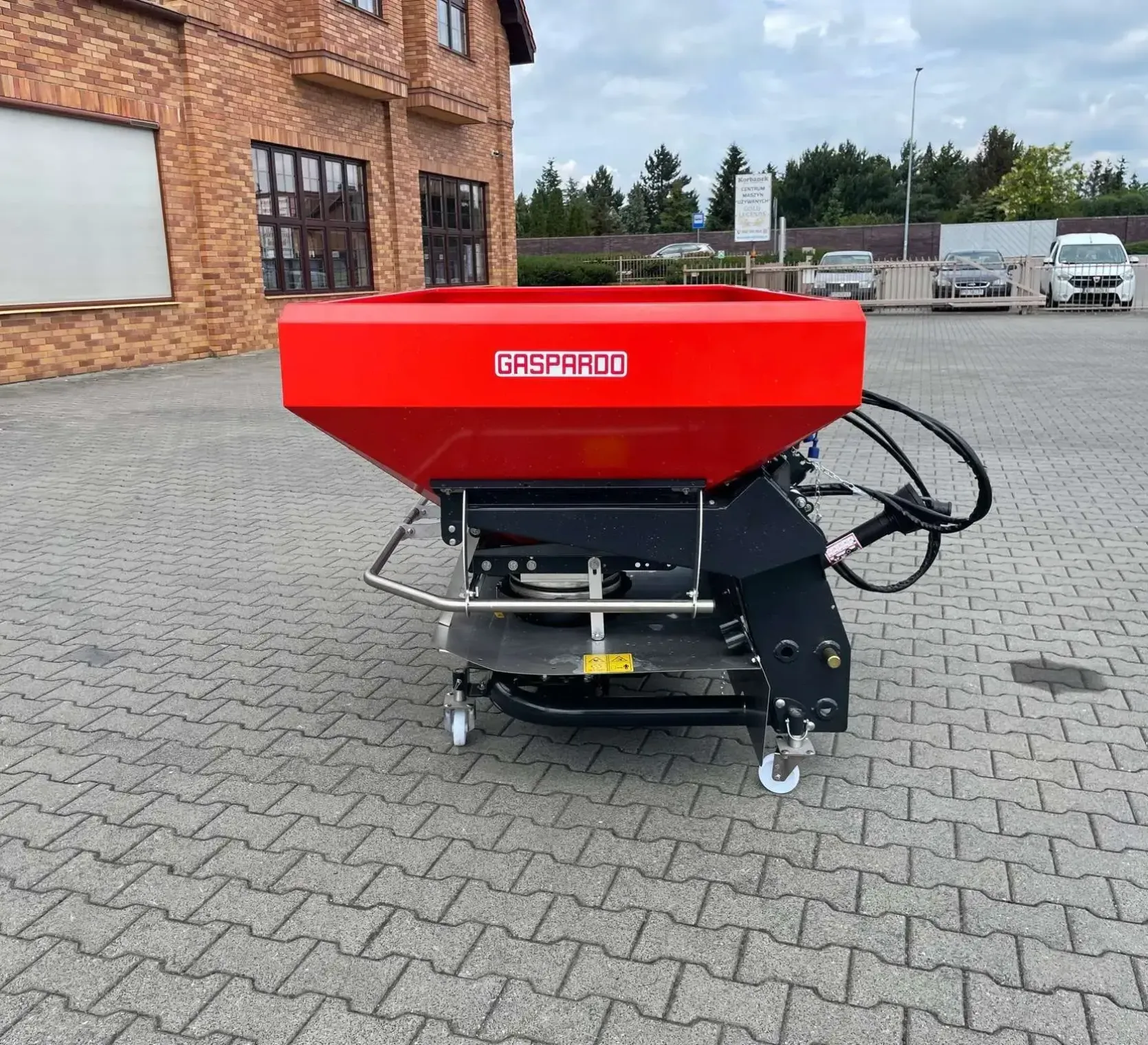 Rozsiewacz Maschio Gaspardo Zeno 18