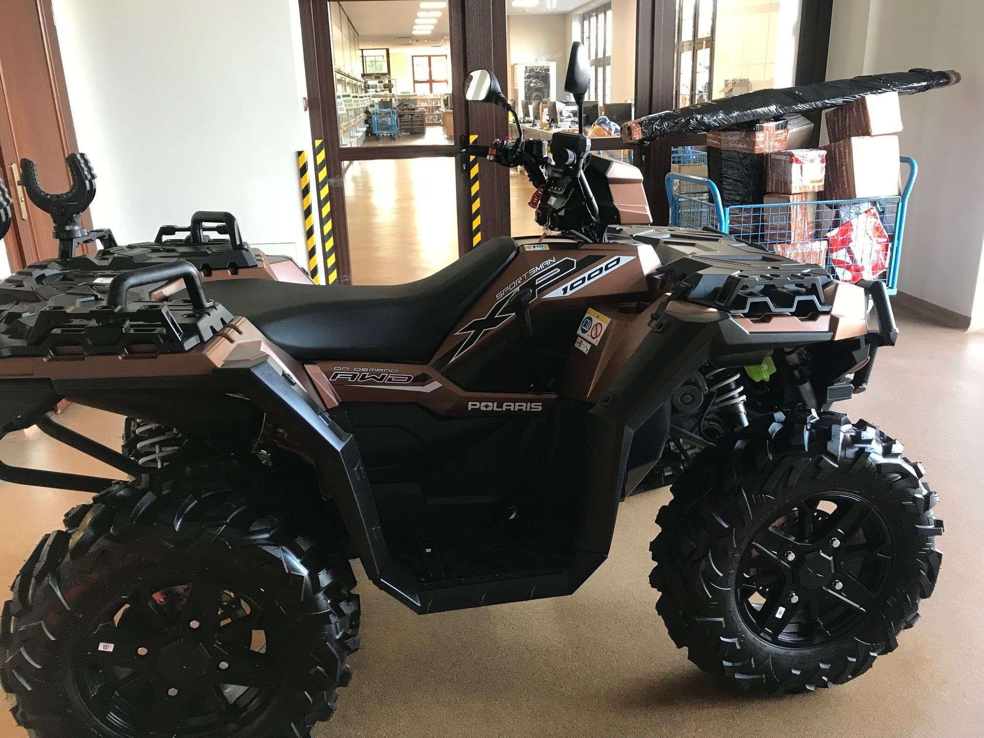 Polaris sportsman XP 1000 FALCON z felgami aluminiowymi z oferty firmy korbanek