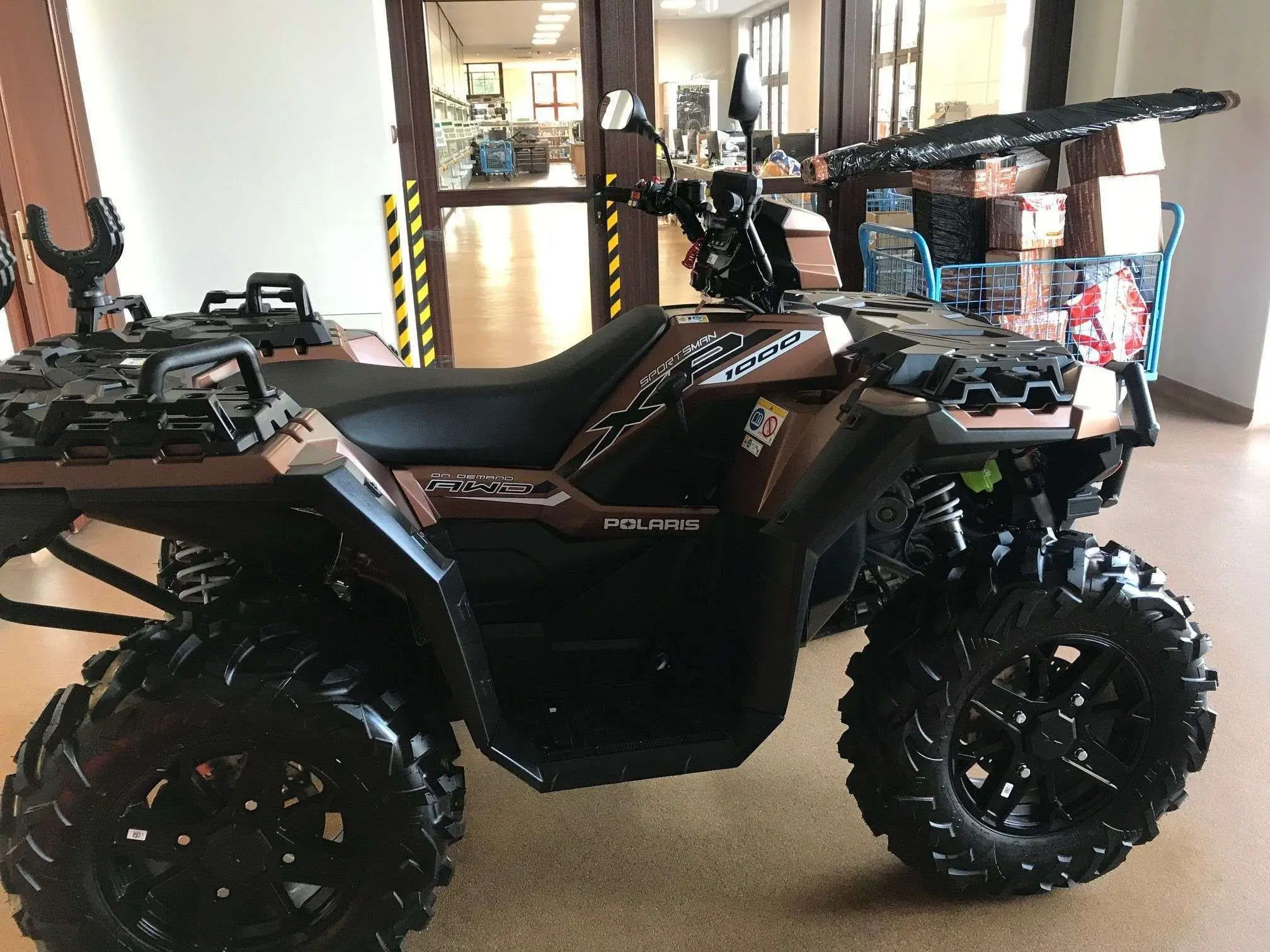Polaris sportsman XP 1000 FALCON z felgami aluminiowymi z oferty firmy korbanek