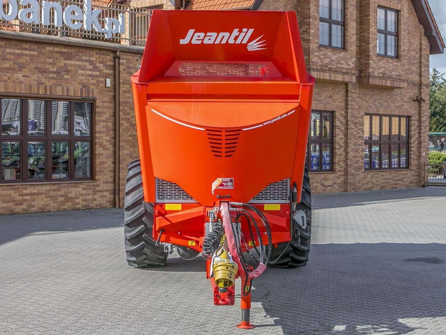 Przu rozrzutnika Jeantil