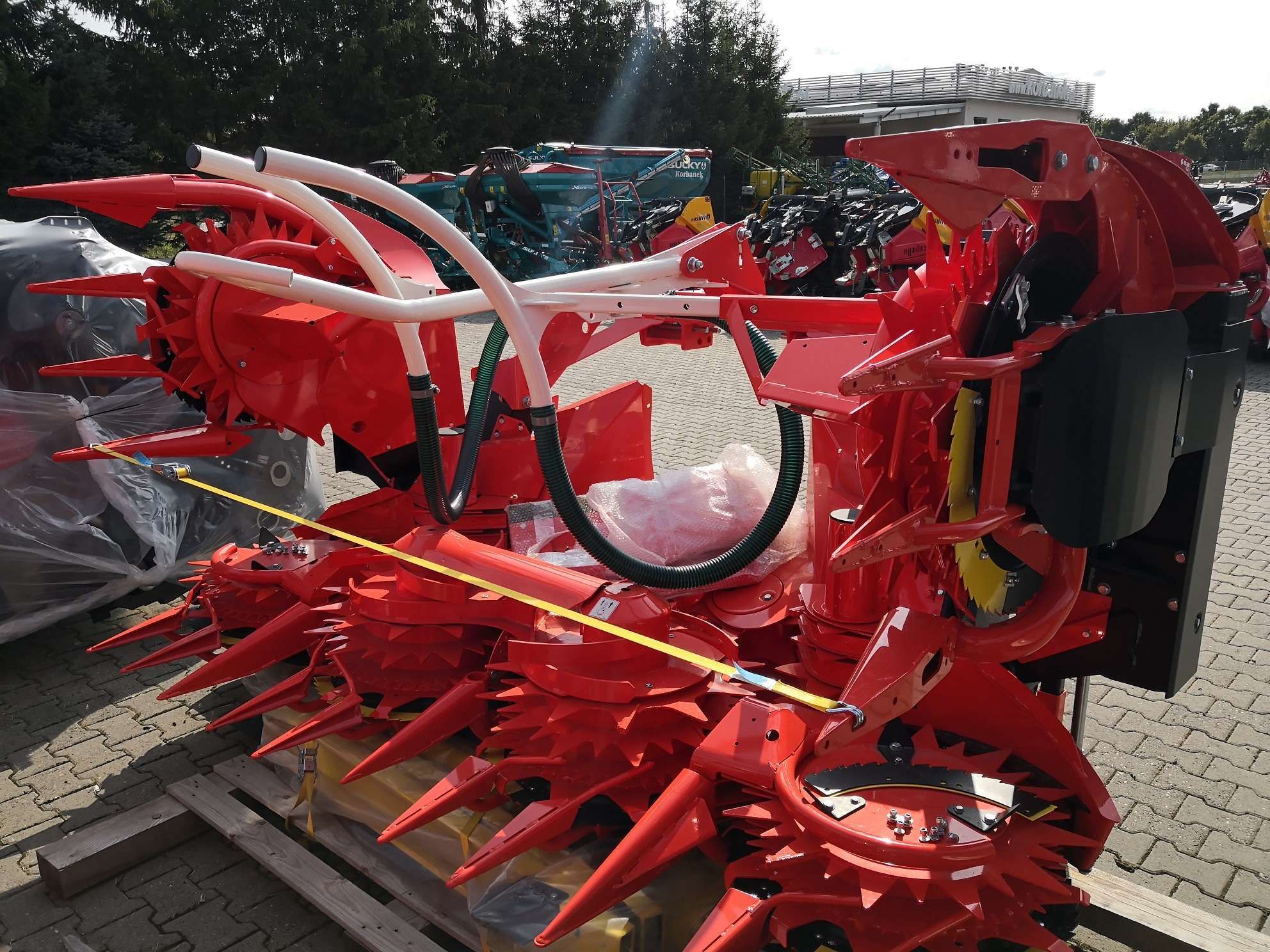 Kemper 345 plus bezrzędowa przystawka do kukurydzy