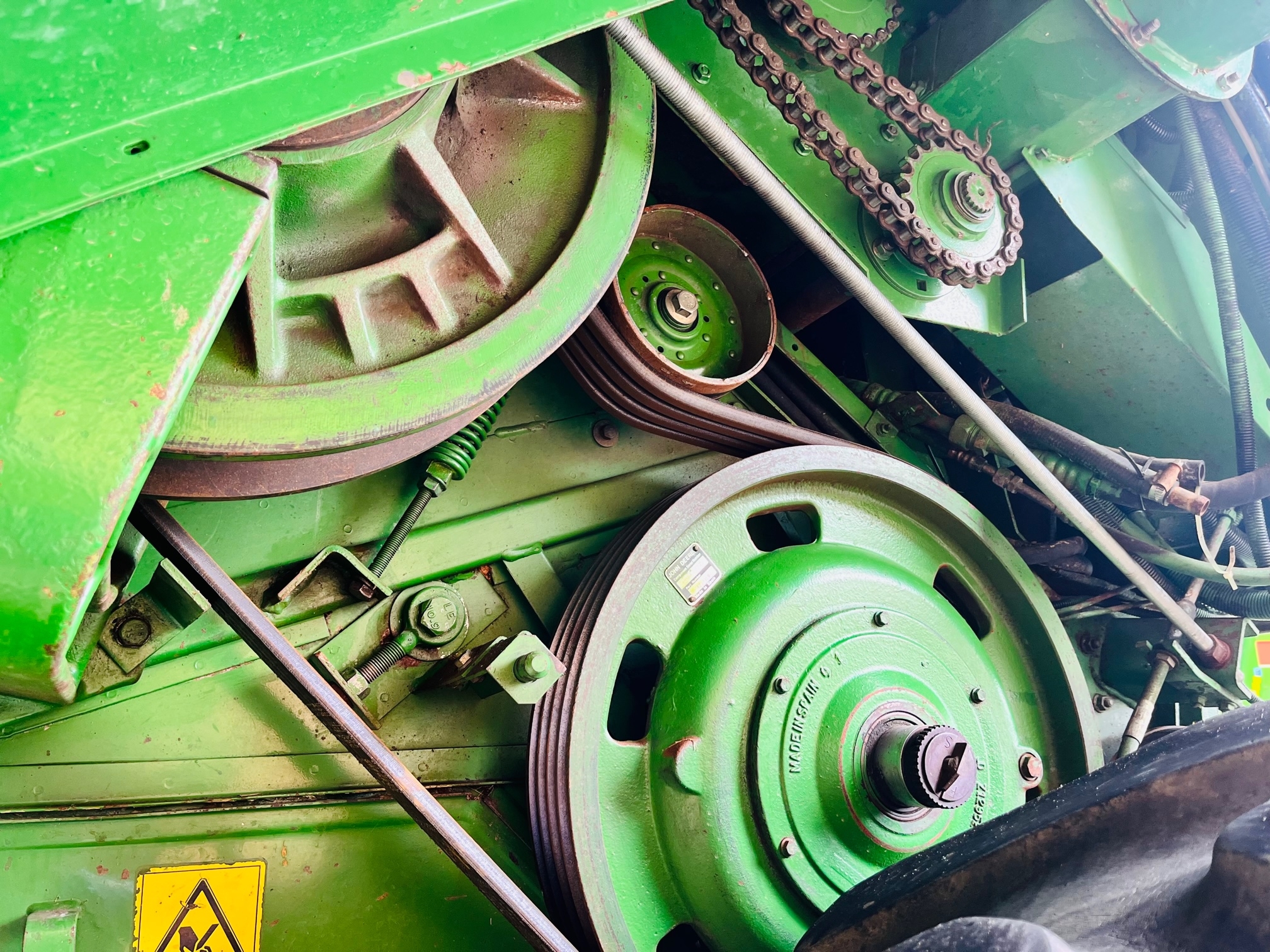 Kombajn-zbozowy-john-deere-2264-plac-korbanek