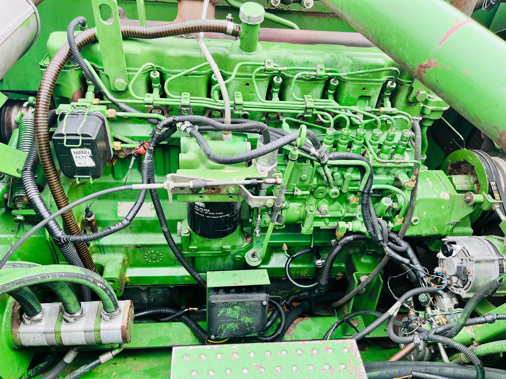 Kombajn-zbozowy-john-deere-2264-plac-korbanek