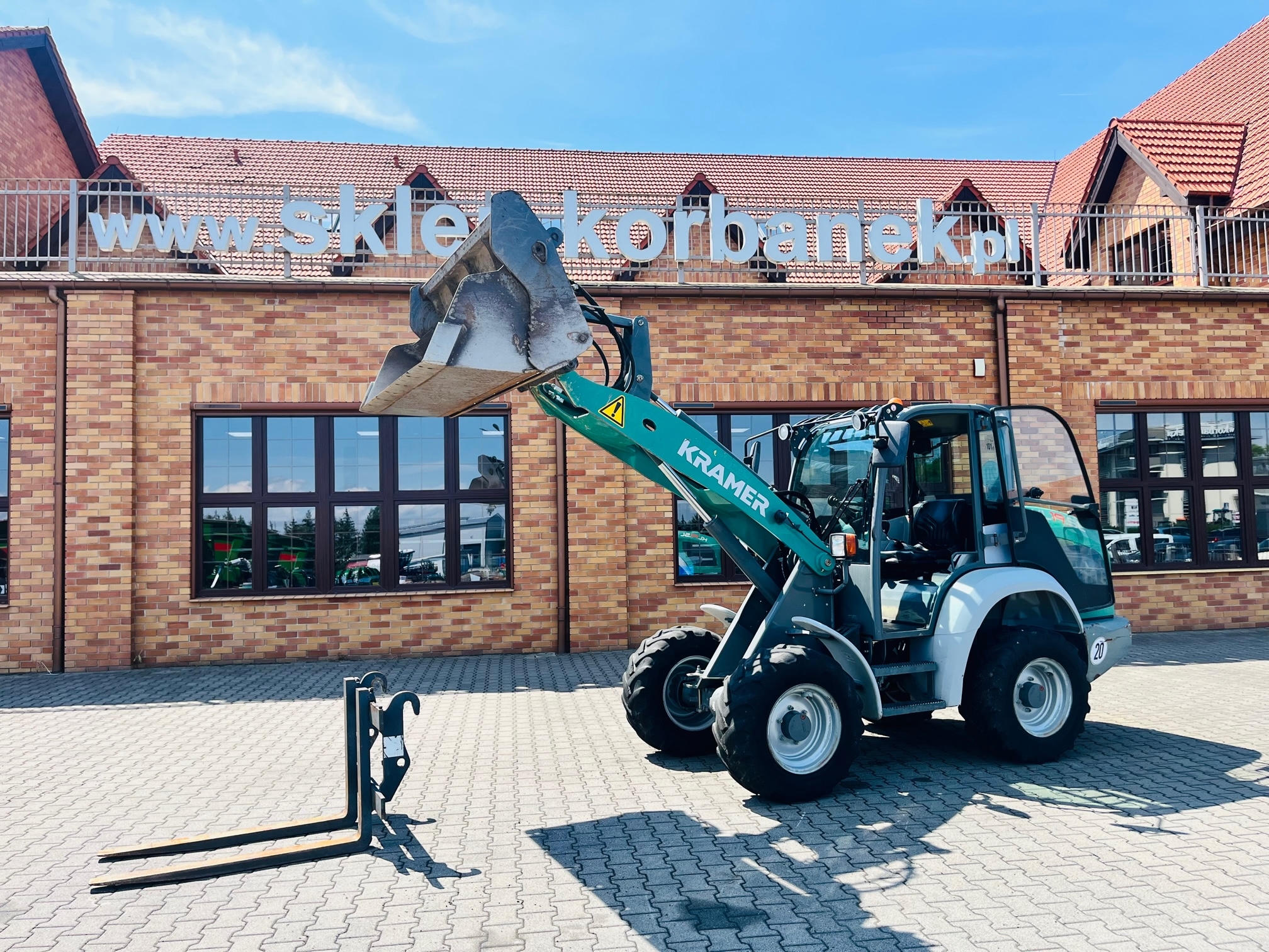 Ładowarka kołowa Kramer KL 19.5 L plac firma Korbanek