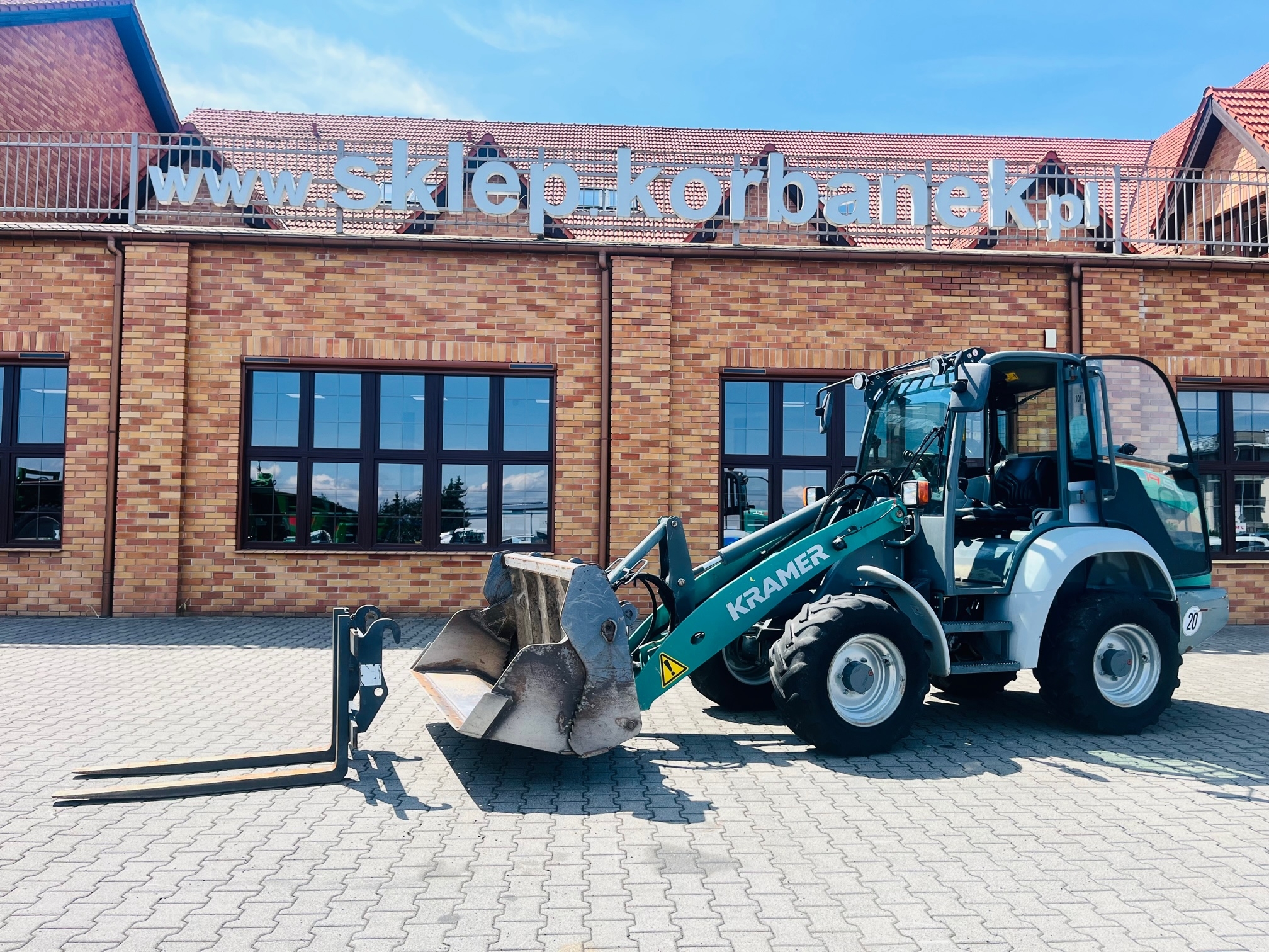 Ładowarka kołowa Kramer KL 19.5 L plac firma Korbanek