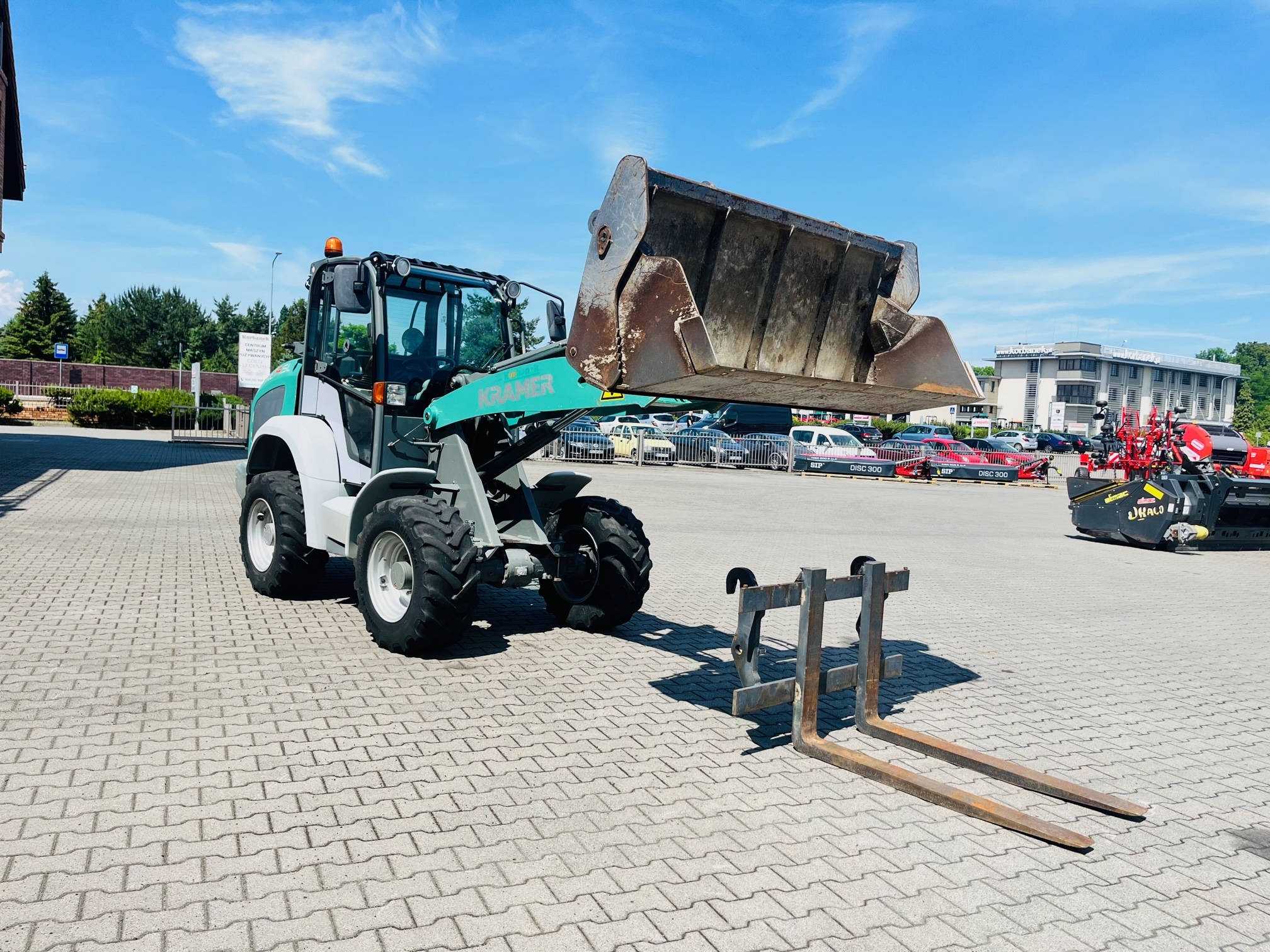 Ładowarka kołowa Kramer KL 19.5 L plac firma Korbanek