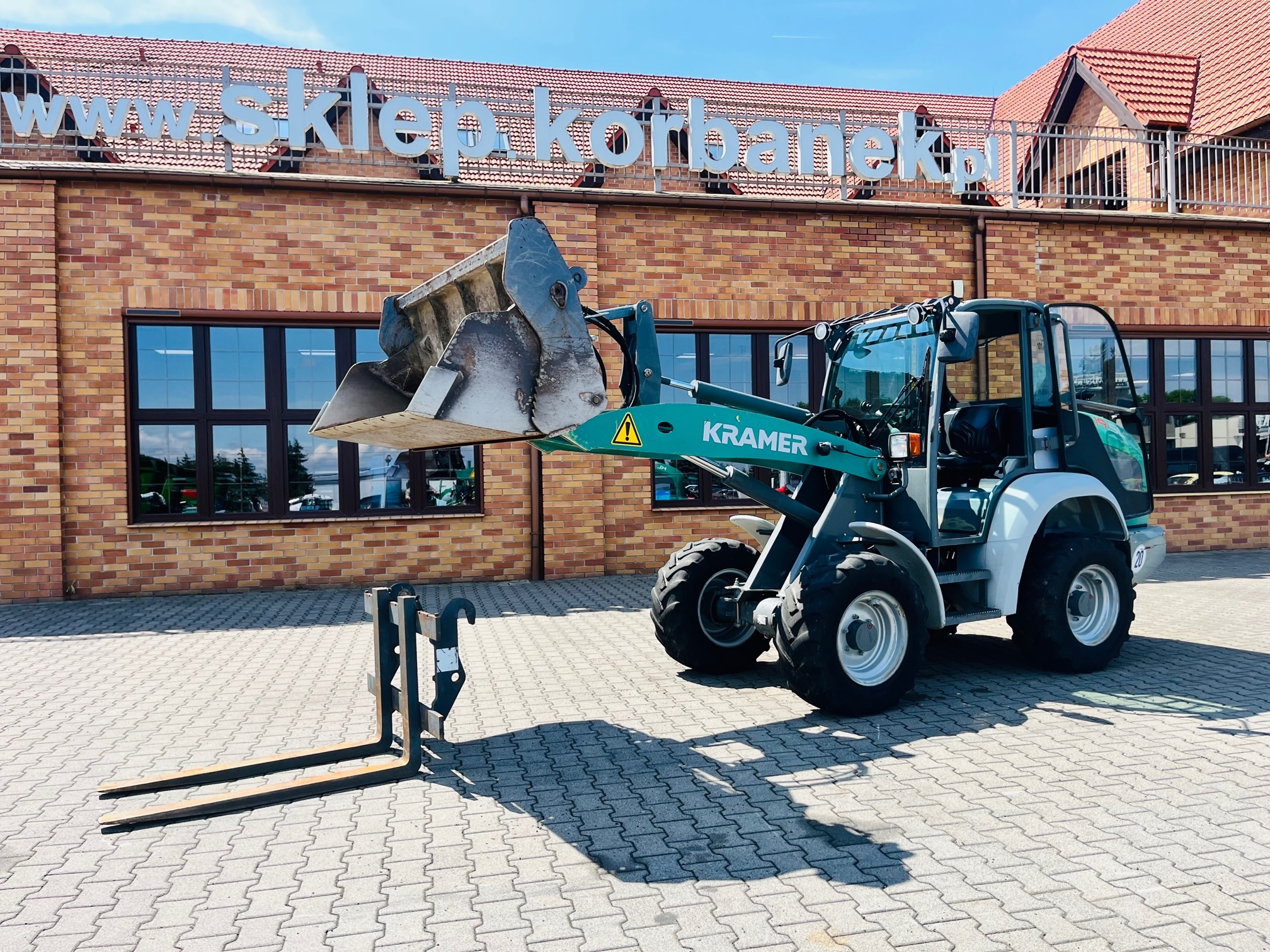 Ładowarka kołowa Kramer KL 19.5 L plac firma Korbanek
