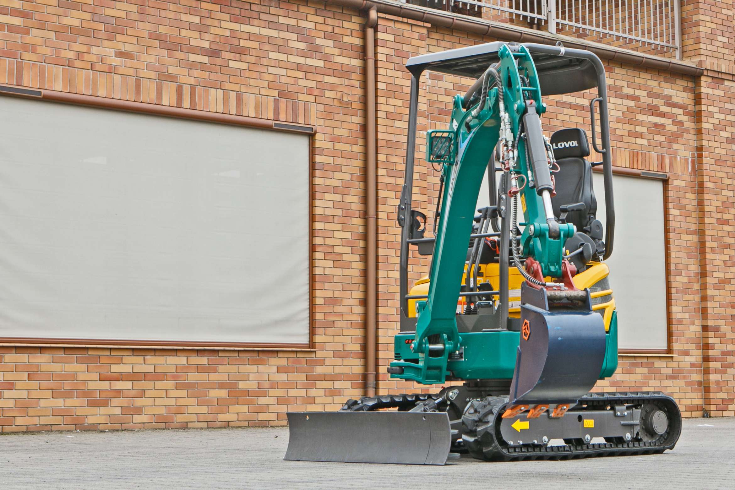 Mini koparka Lovol Korbanek, Nachi, Eaton, Yanmar ukos przód ramię szybko złącze MS01 łyżka