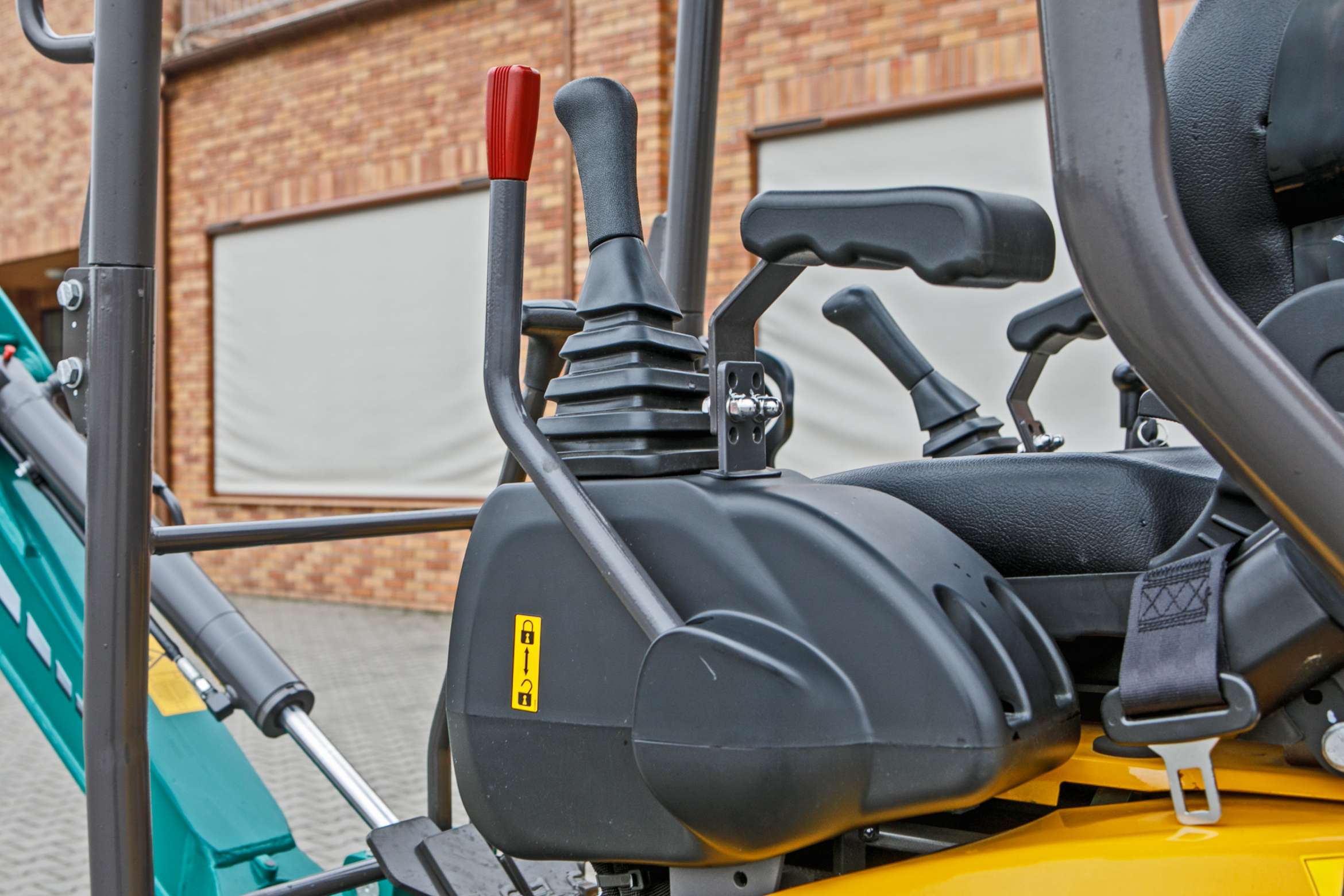 Mini koparka Lovol Korbanek, Nachi, Eaton, Yanmar kabina joystick fotel sterowanie