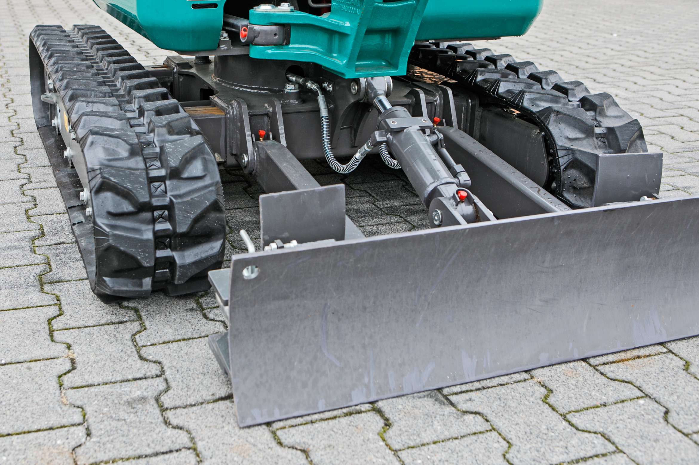 Mini koparka Lovol Korbanek, Nachi, Eaton, Yanmar wąski lemiesz