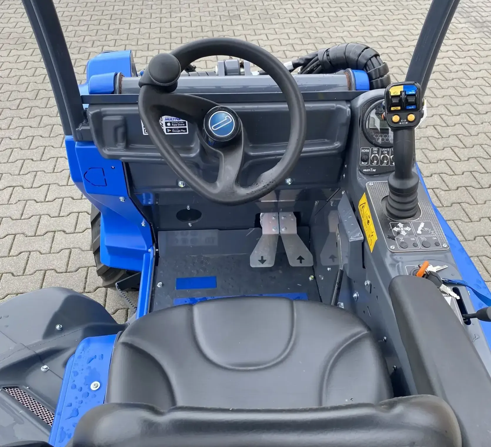 Multione seria 5 Korbanek miejsce operatora