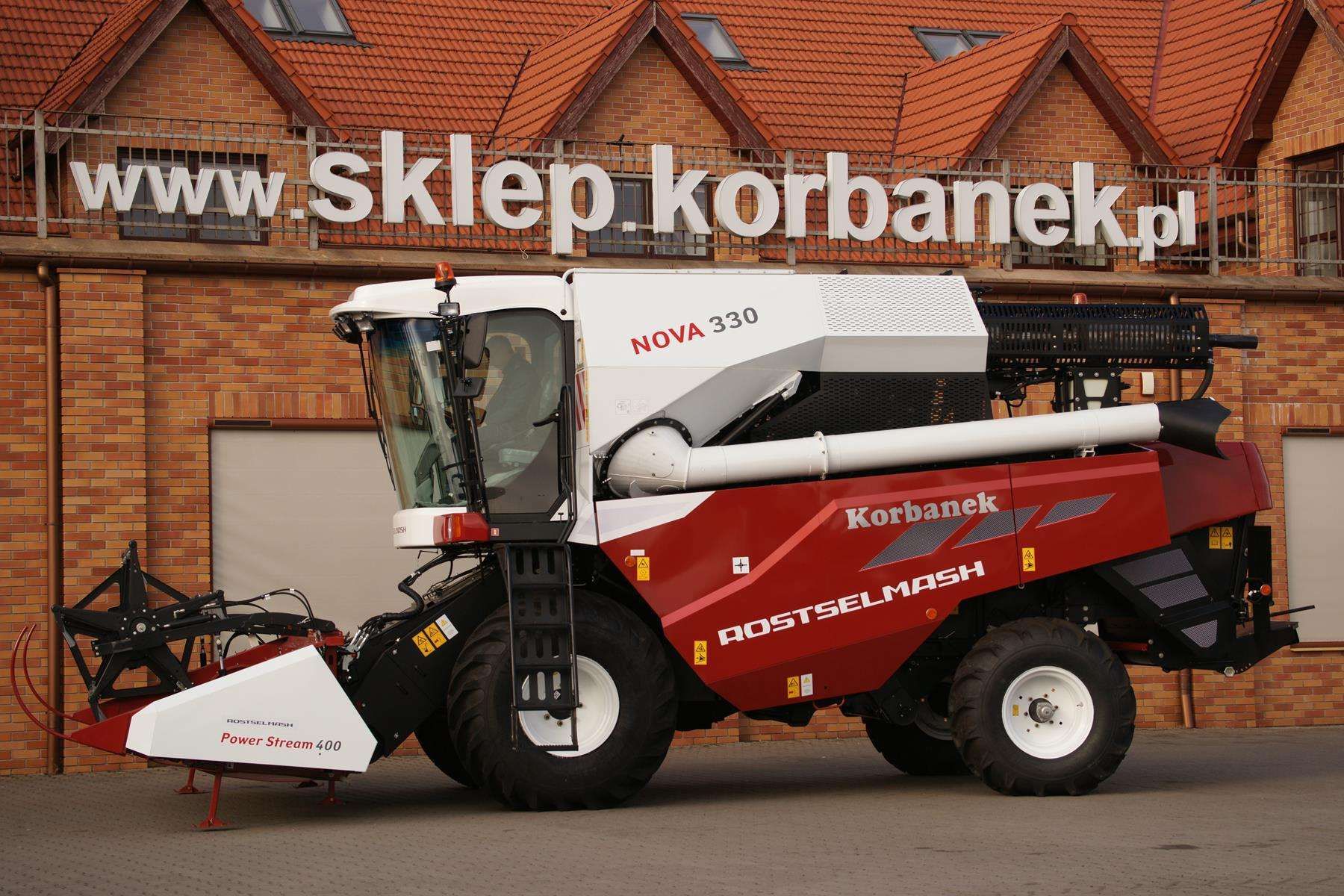 Nova 330 lewy bok