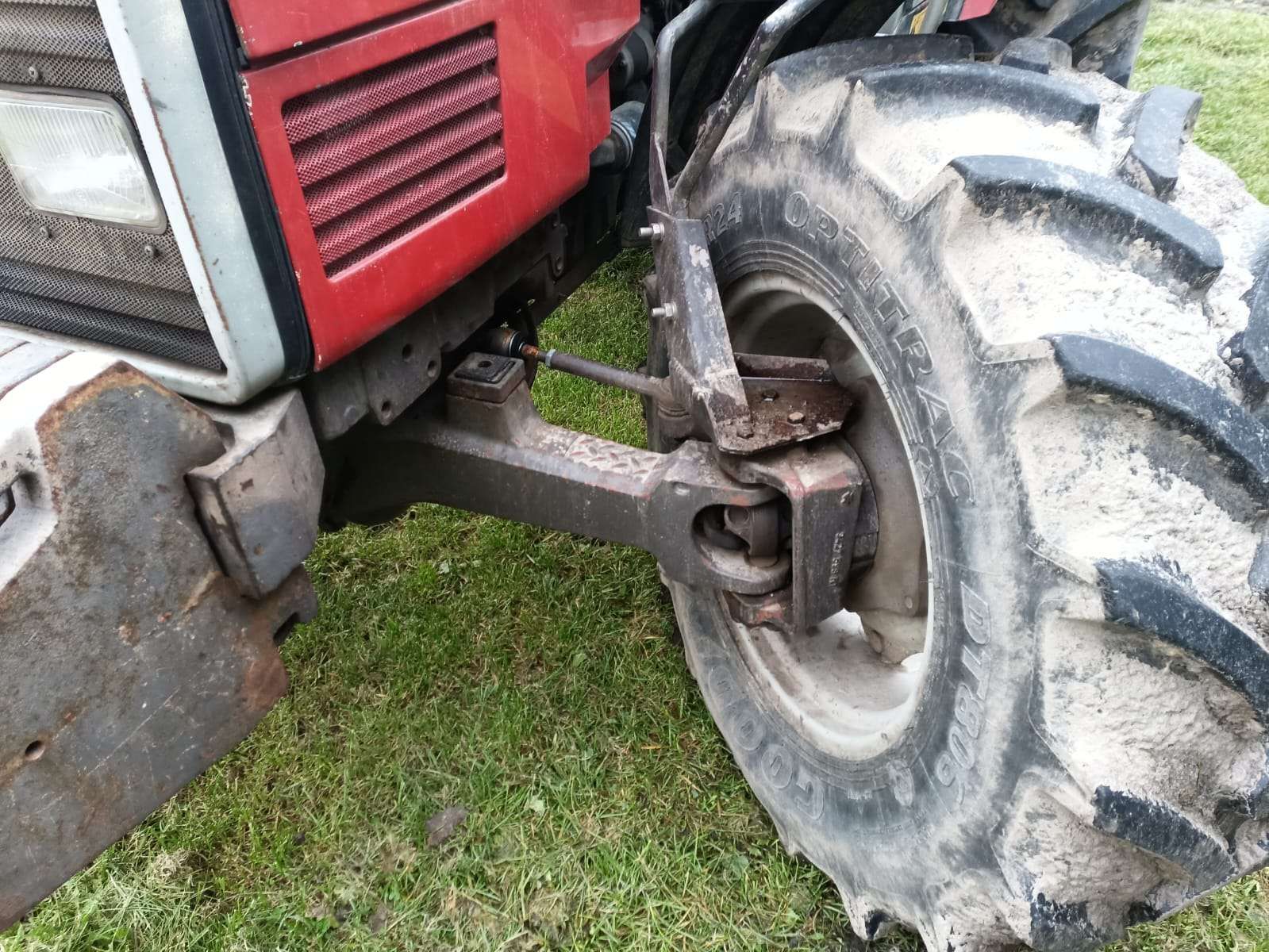 Przednia oś Massey Ferguson