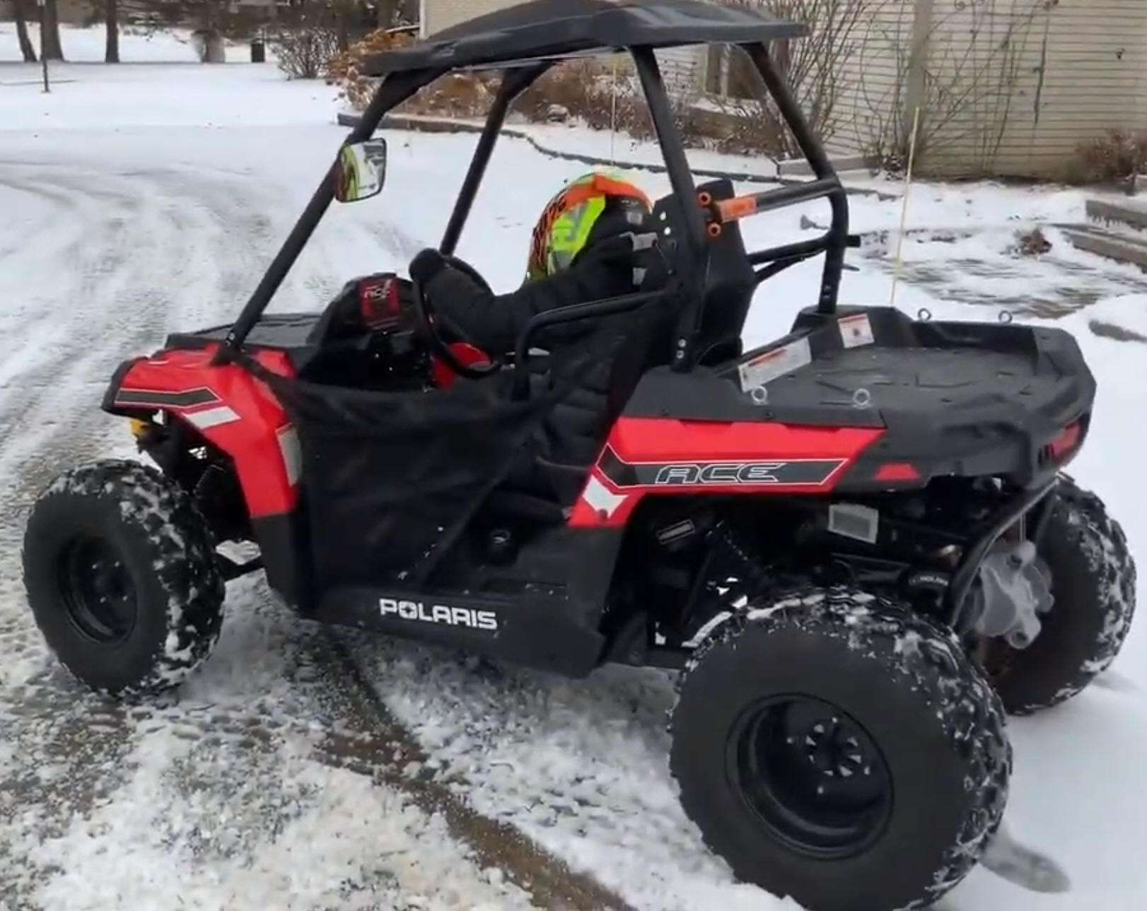 Czerwony Quad Polaris Ace 150 atv dziecięce www.korbanek.pl