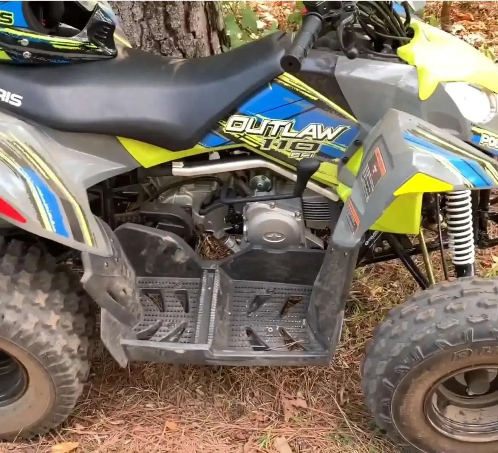 Quad Outlaw 110 z oferty korbanek.pl kolor seledynowo - niebieski limonka atv