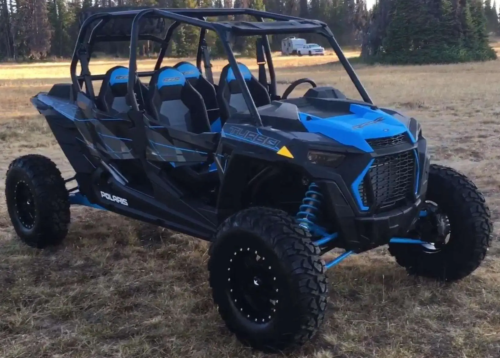 quad RZR Polaris Turbo 184 KM wersja niebieska atv dla czterech osób korbanek.pl