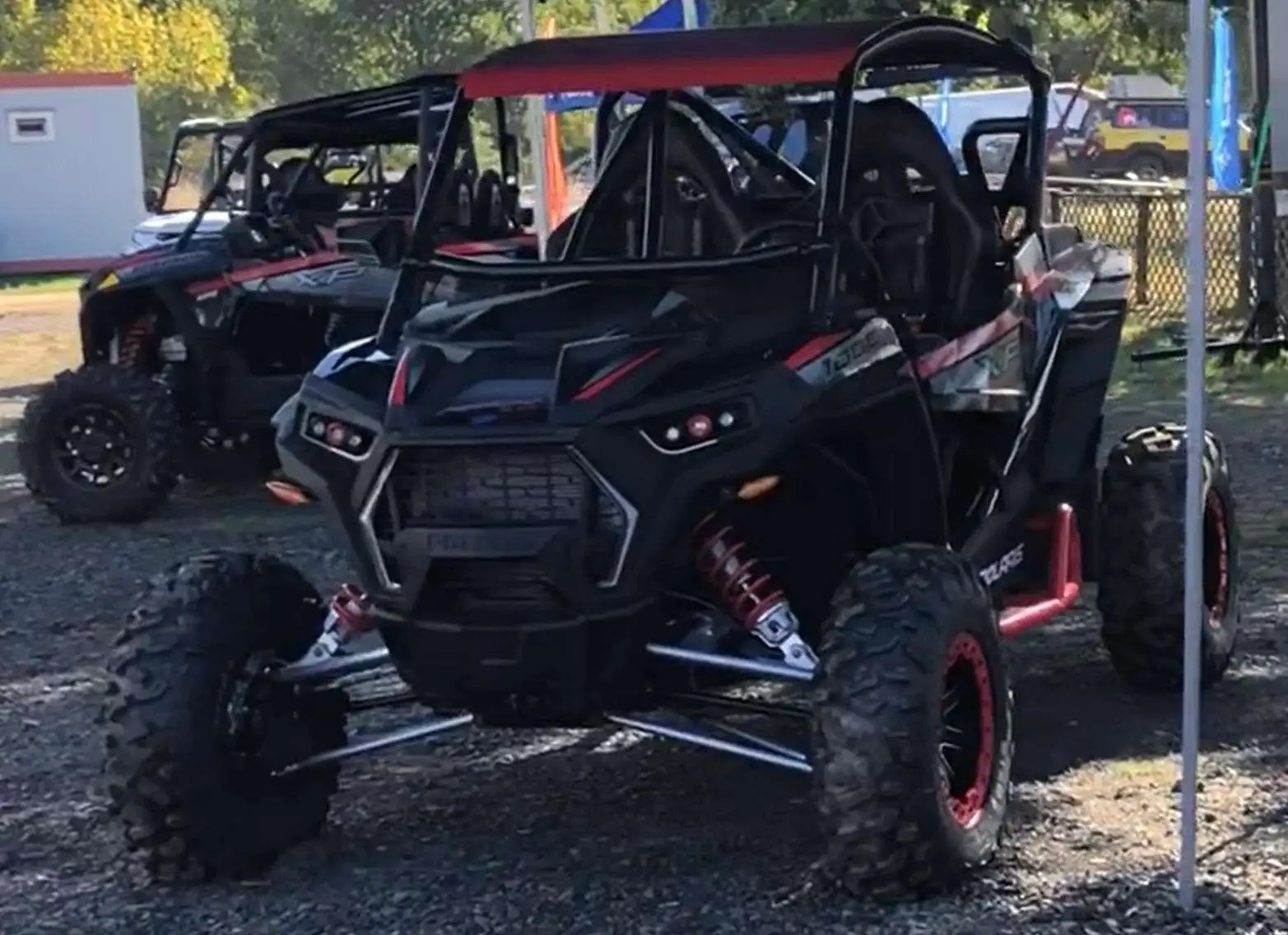 Quad 1000 S EPS RZR atv Polaris kolor czarno czerwony 