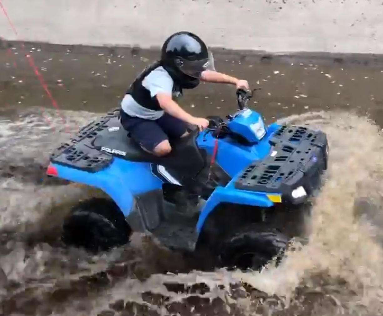Quad używany Polaris Sportsman 110 prawy przód atv dziecięcy