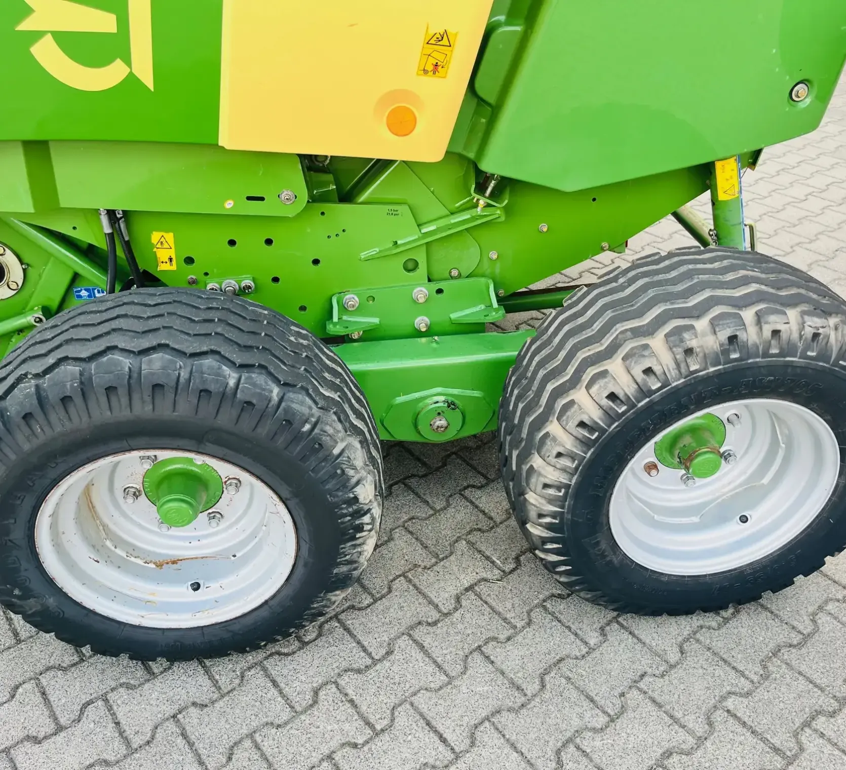 Prasa stalokomorowa lancuchowa krone comprima F 155 XC plac korbanek