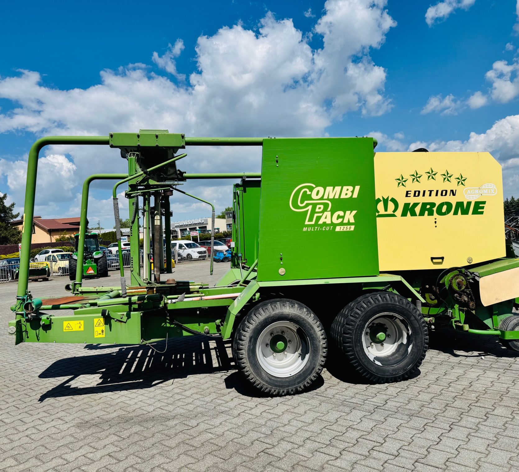 prasoowijarka-krone-combi-pack-multi-cut-1250-tandem-maszyna-wielofunkcyjna-plac-firma-korbanek