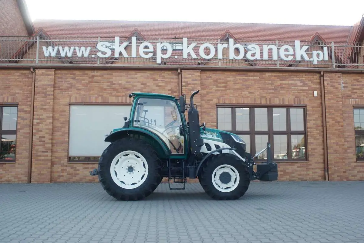 Traktor Arbos 5130 z obicaznikiem od boku