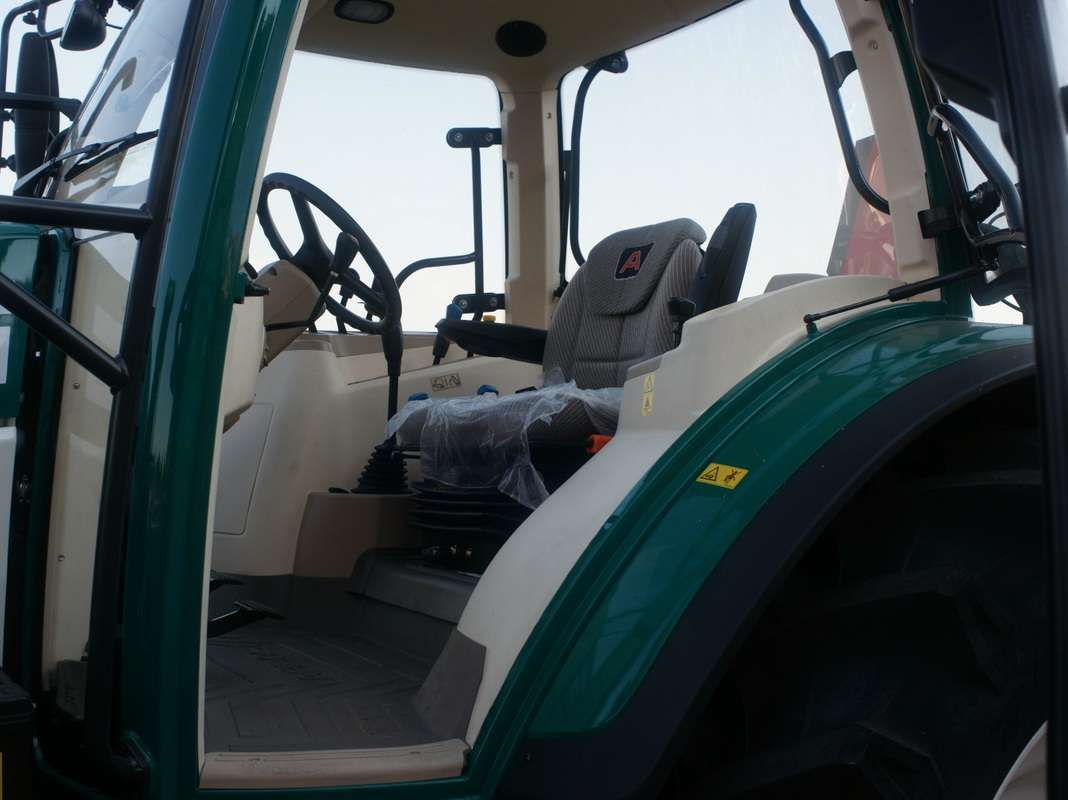 kabina operatora ciagnika arbos seria 5000