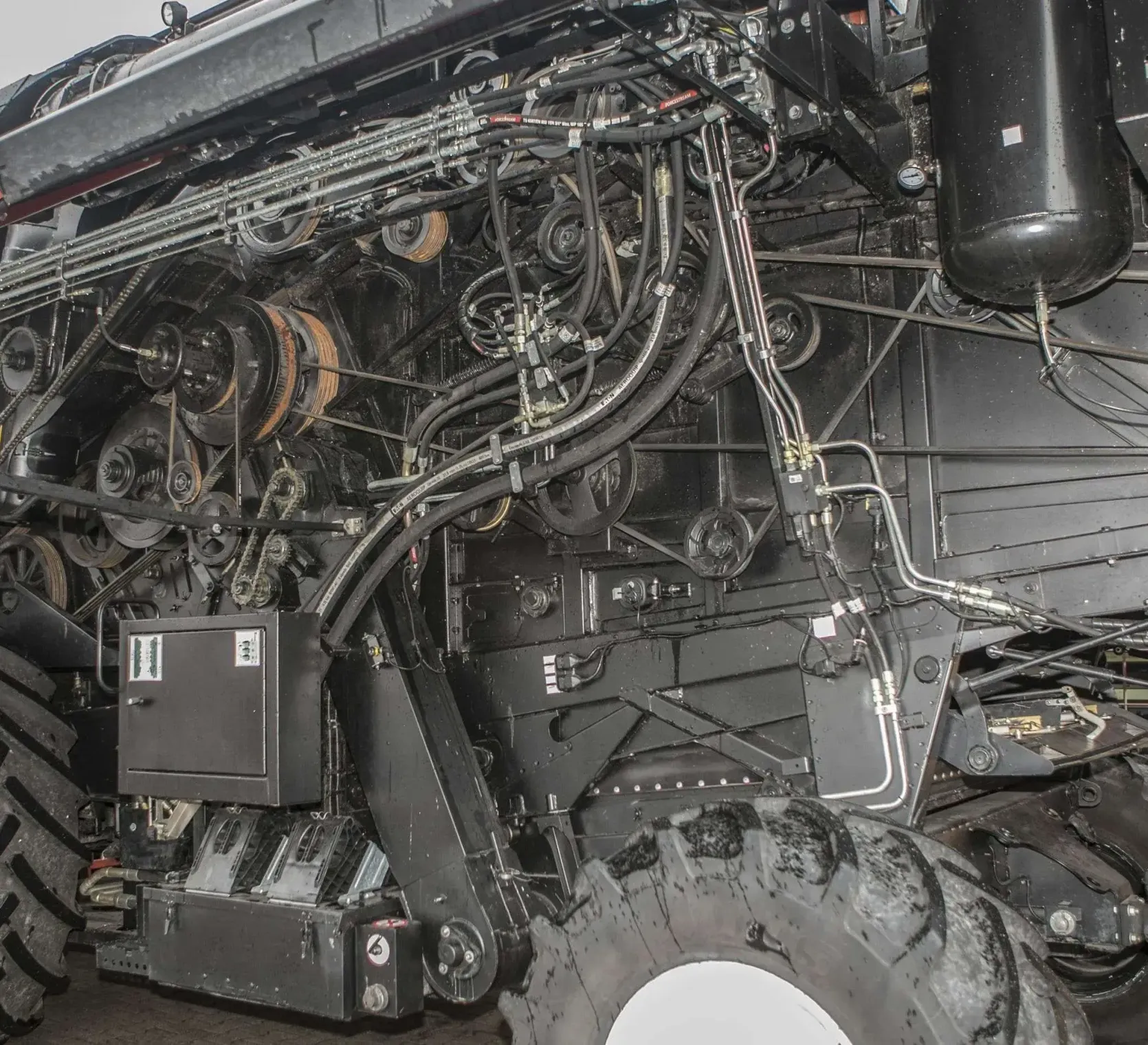 kombajn zbożowy Rostselmash RSM 161 łatwy dostęp www.korbanek.pl