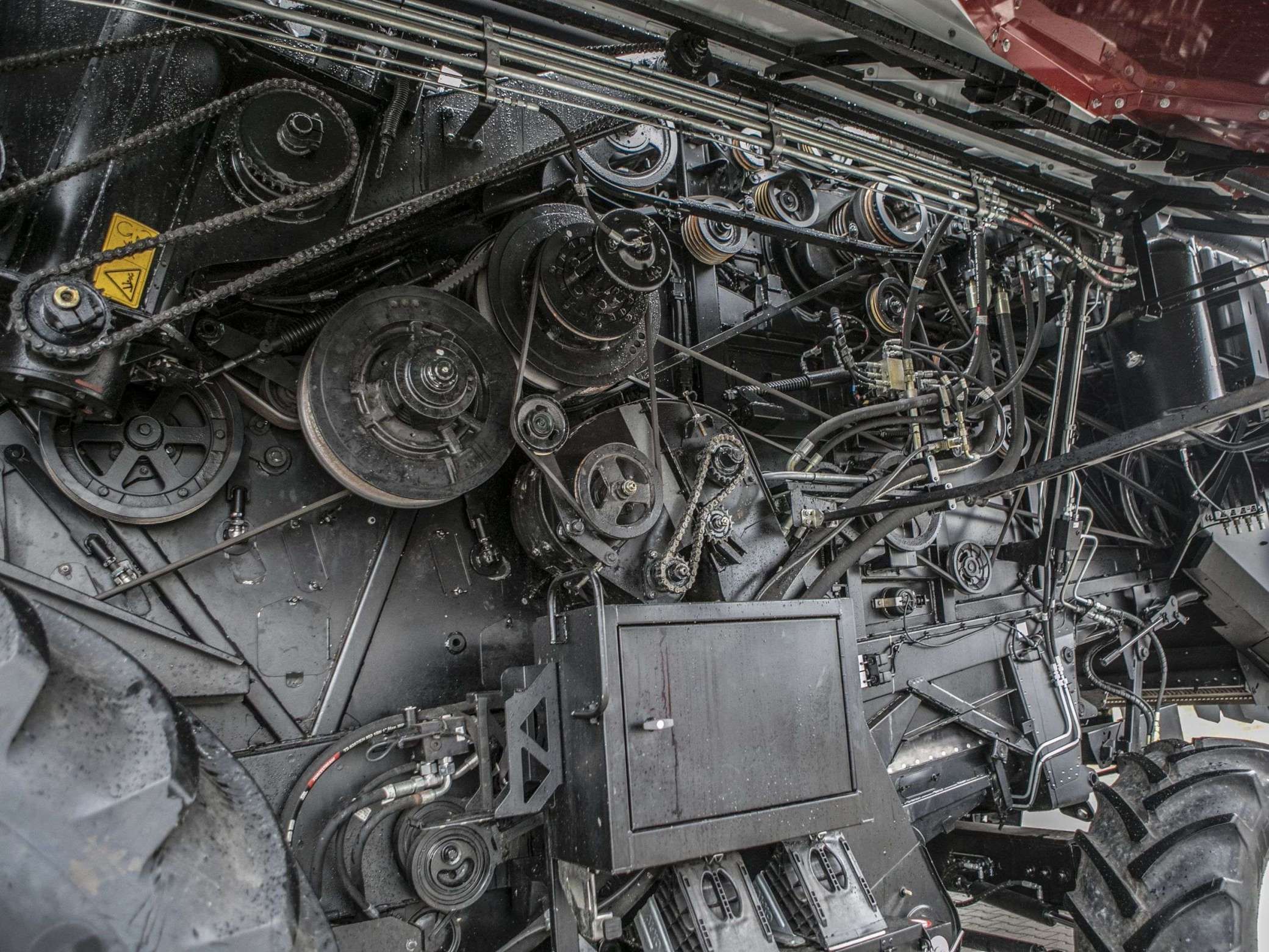 kombajn zbożowy Rostselmash RSM 161 mechanizmy www.korbanek.pl
