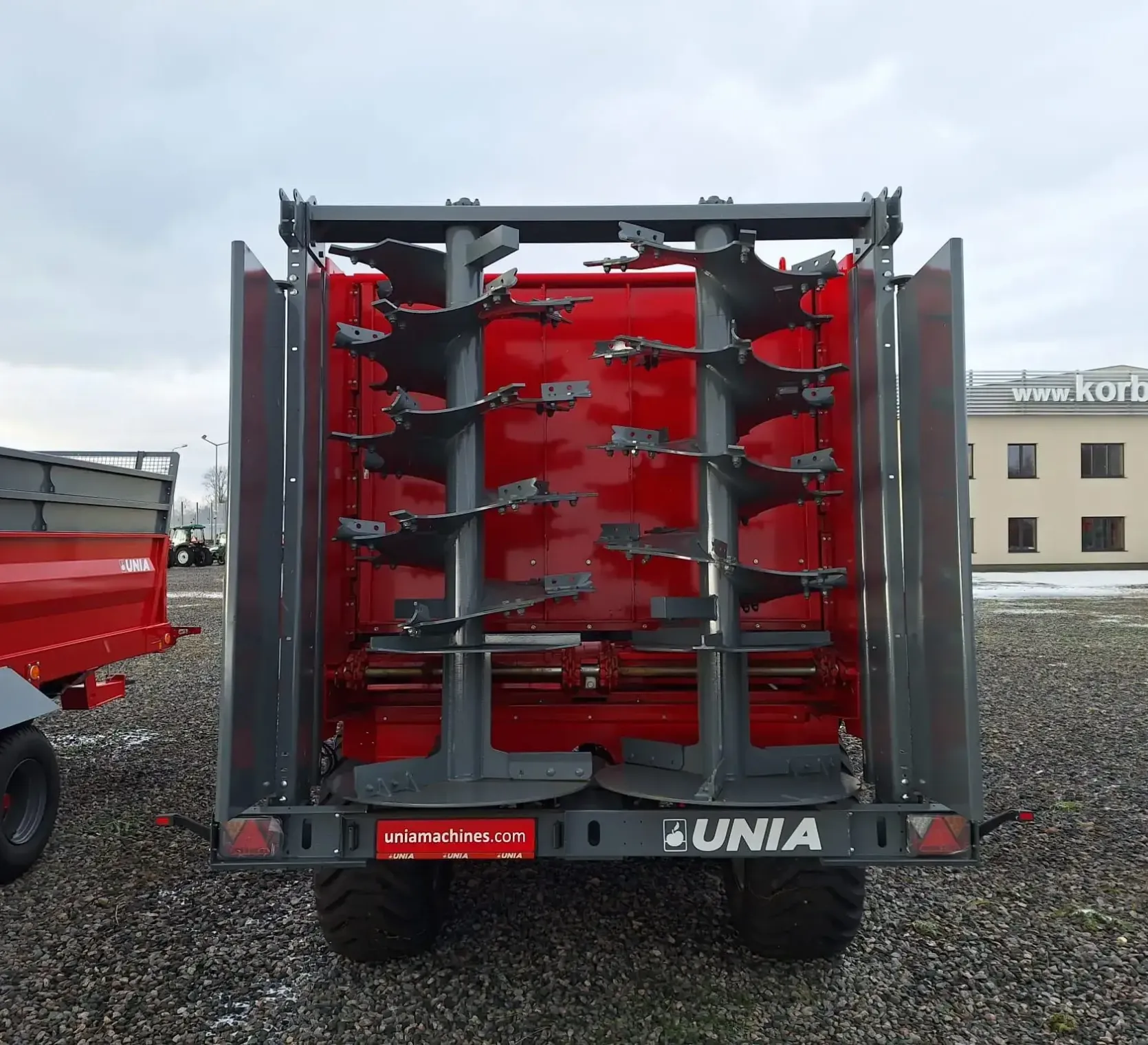 Rozrzutnik obornika Unia Group tandem Tytan 13 PREMIUM TD