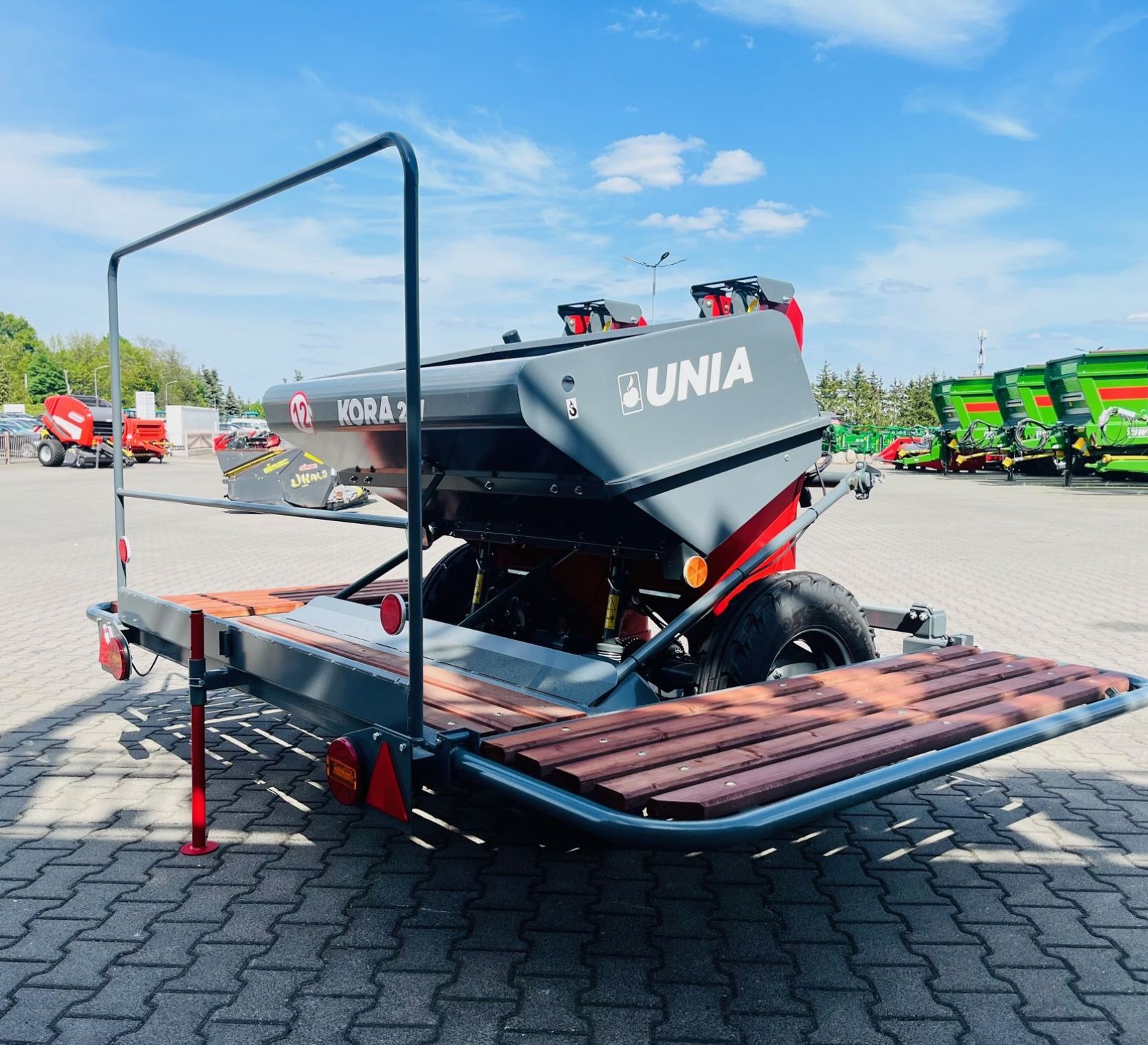 Sadzarka do ziemniaków unia group 2-rzędowa KORA 2W 
