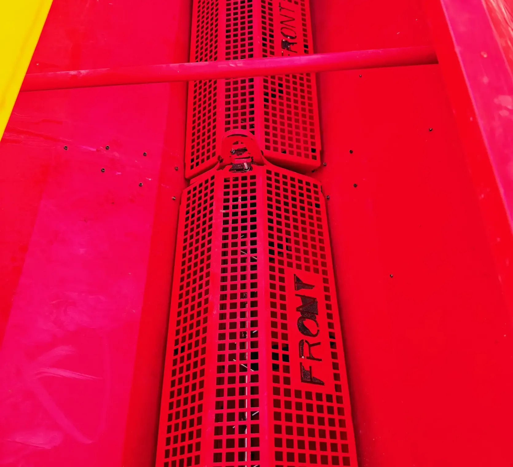 Siewnik-punktowy-vaderstad-6-rzedowy-do-siewu-bezposredniego-plac-firma-korbanek