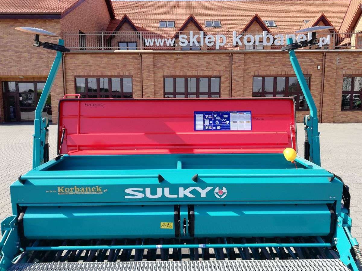 Pokrywa zbiornika, otwarta, siewnik zbożowy mechaniczny SULKY Tramline 