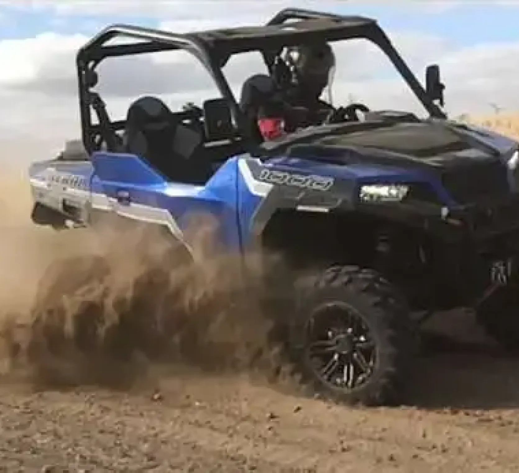 Ciągnik rolniczy quad www.korbanek.pl Polaris General XP 1000 atv w kolorze niebieskim