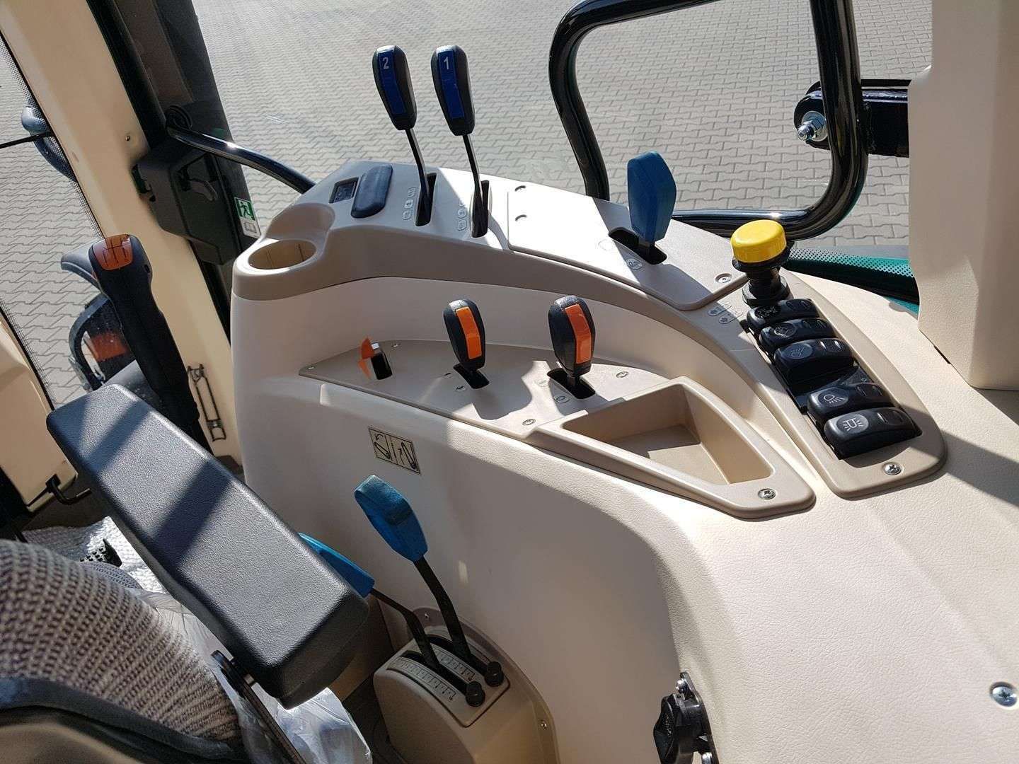 Panel sterowania przyciski od TUZ WOM wyjść hydraulicznych