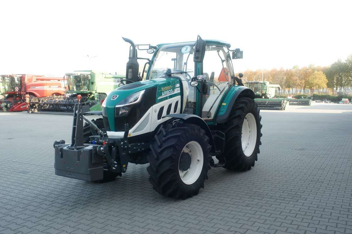 traktor arbos 5115 z przednim podnosnikiem 